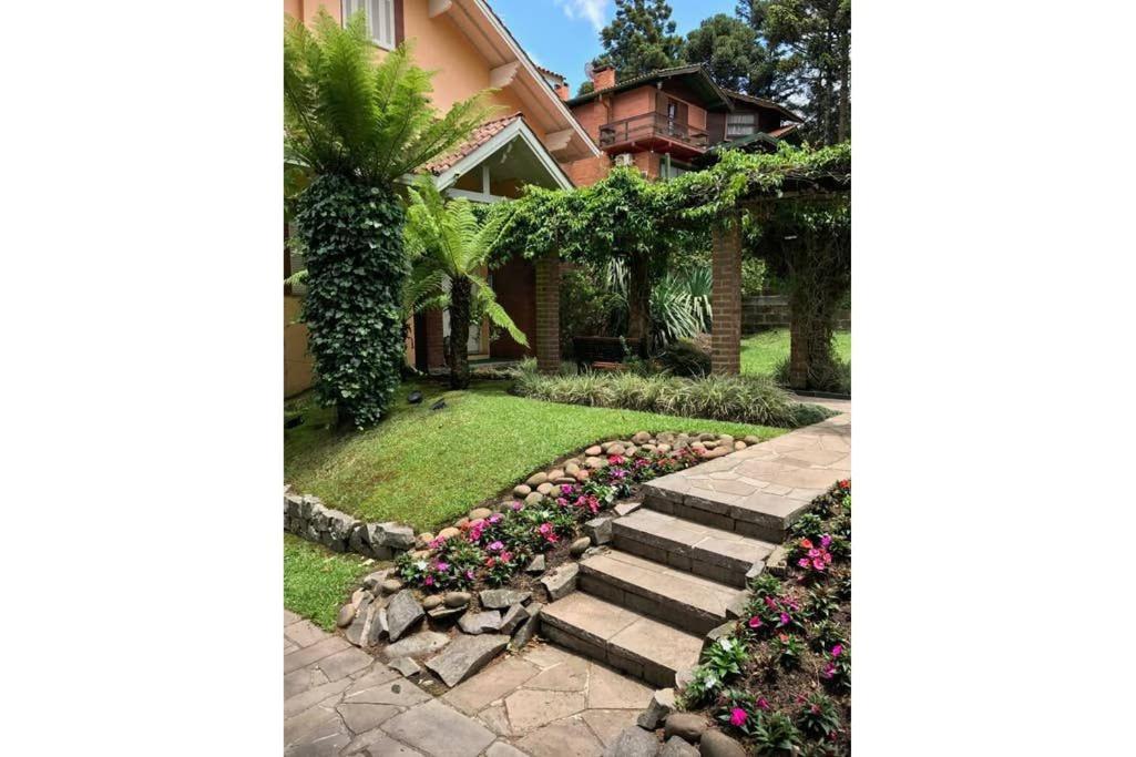 MRG - Lindo 1D - Próximo ao Centro de Gramado view 4