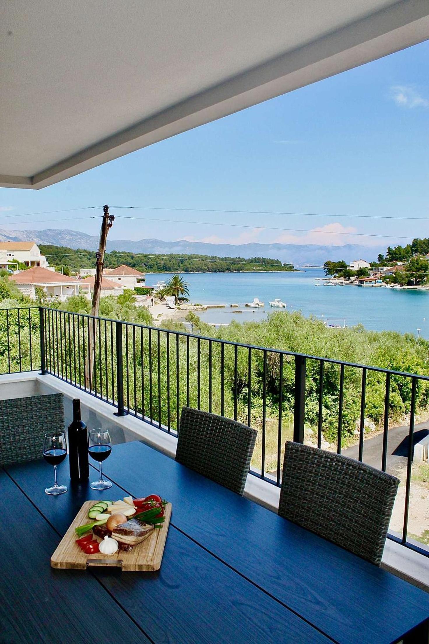 Apartments Marebella view 5