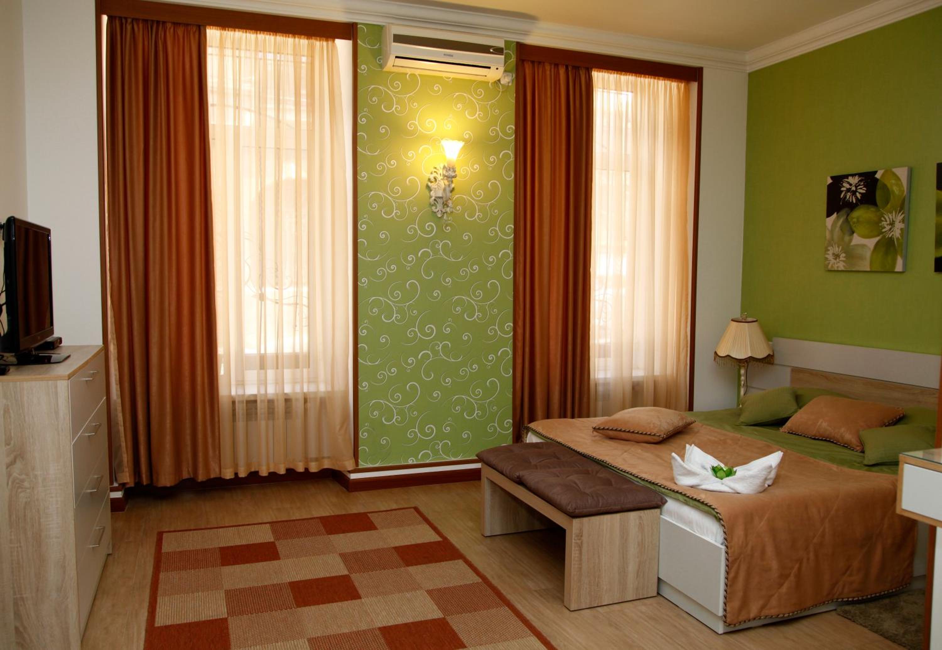 Azoyan Guest House