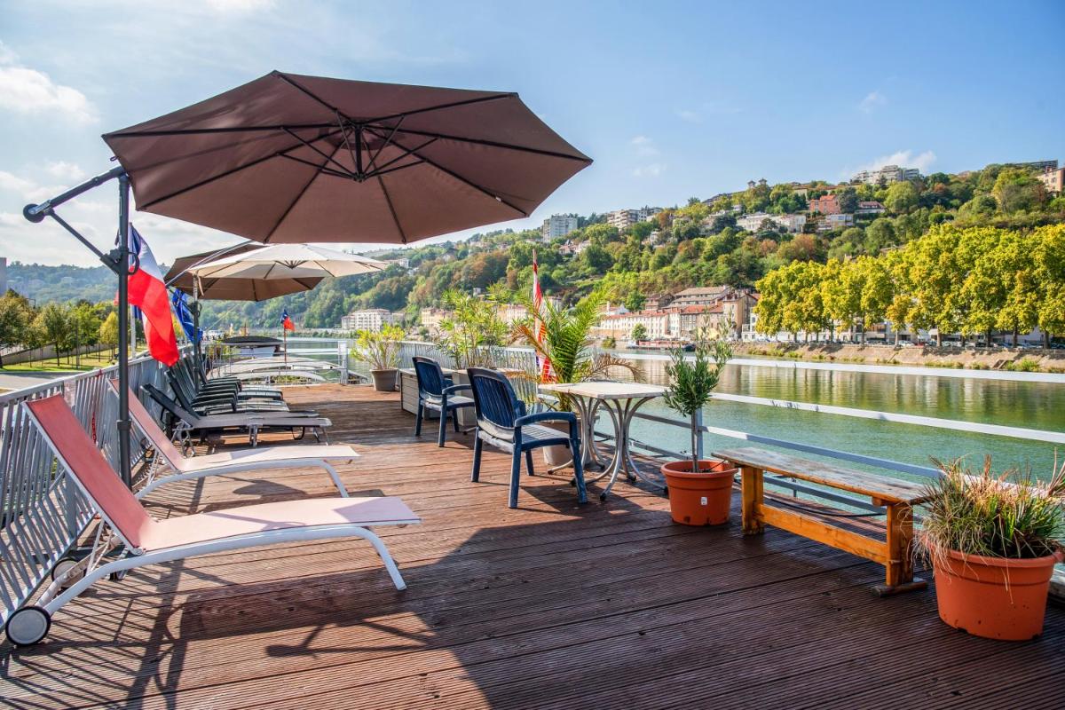 Studio Pniche pour 2 personnes, insolite et charmant view 4