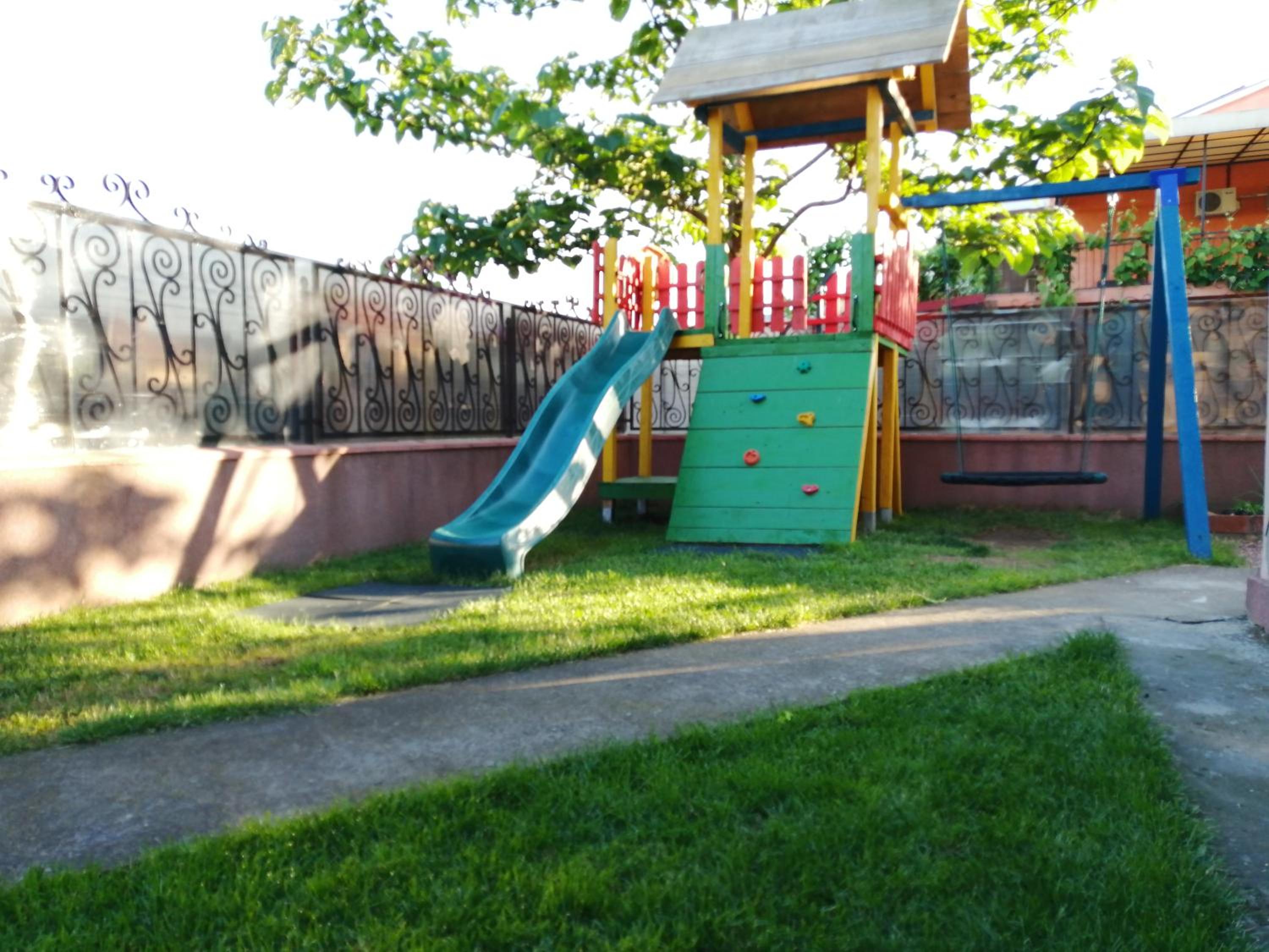 Photo 25
