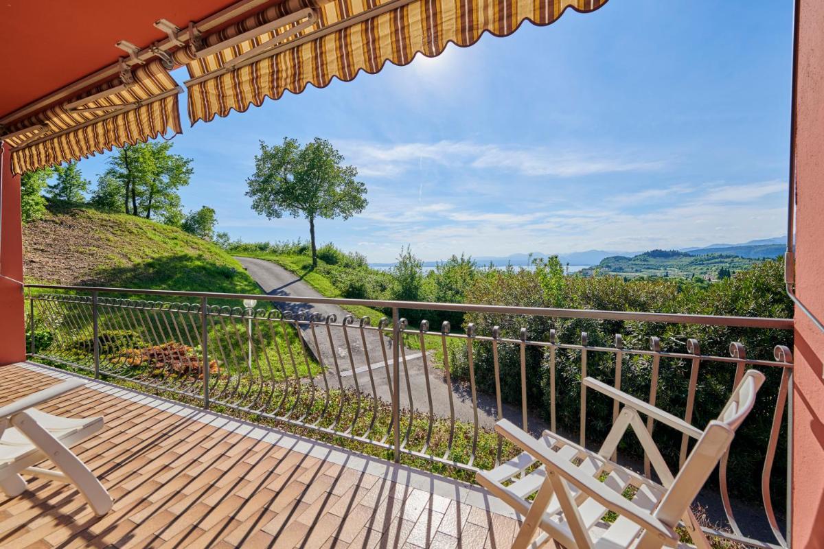 ApartmentsGarda - Casa Lore view 2