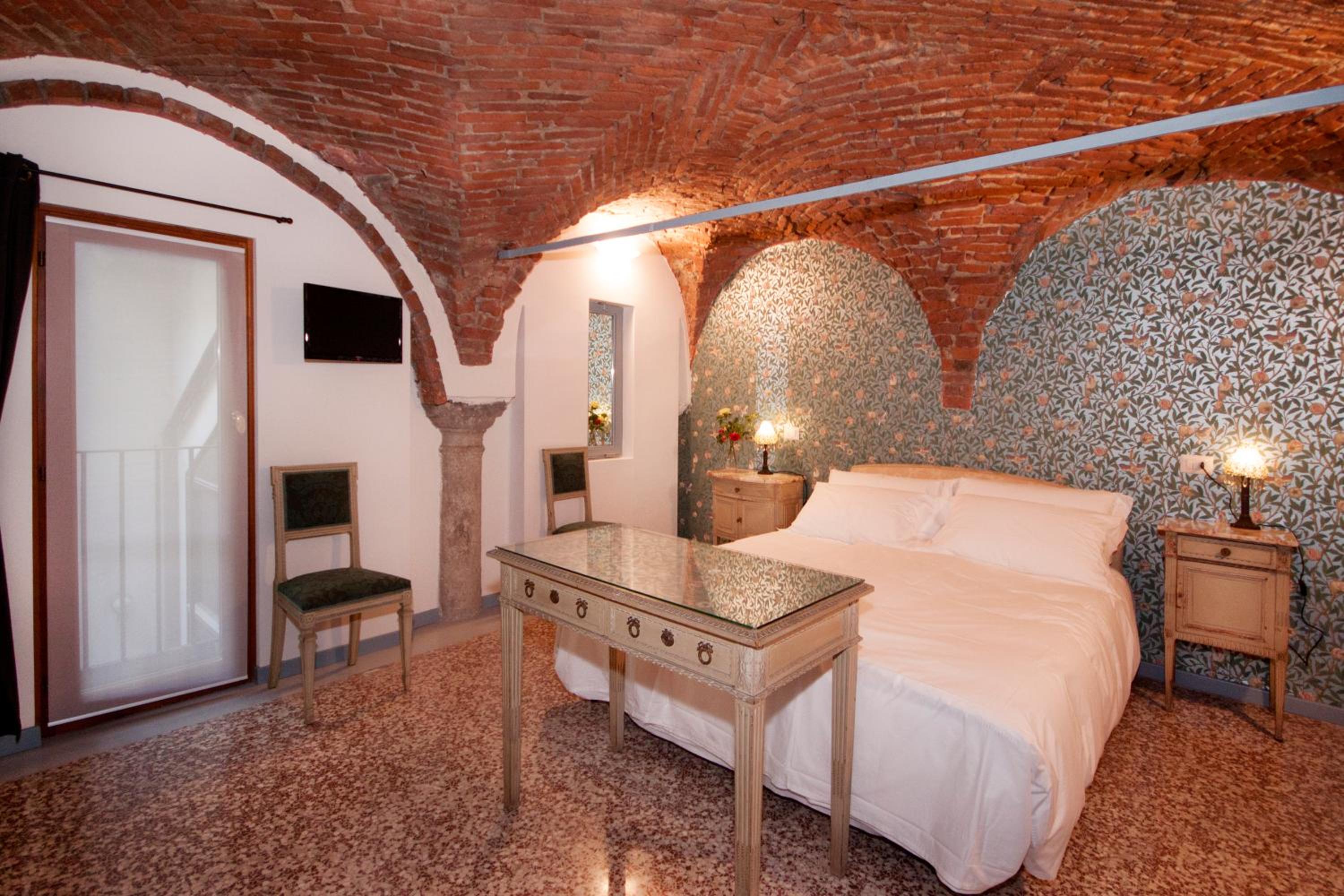 Ca' Monteggia Guest House
