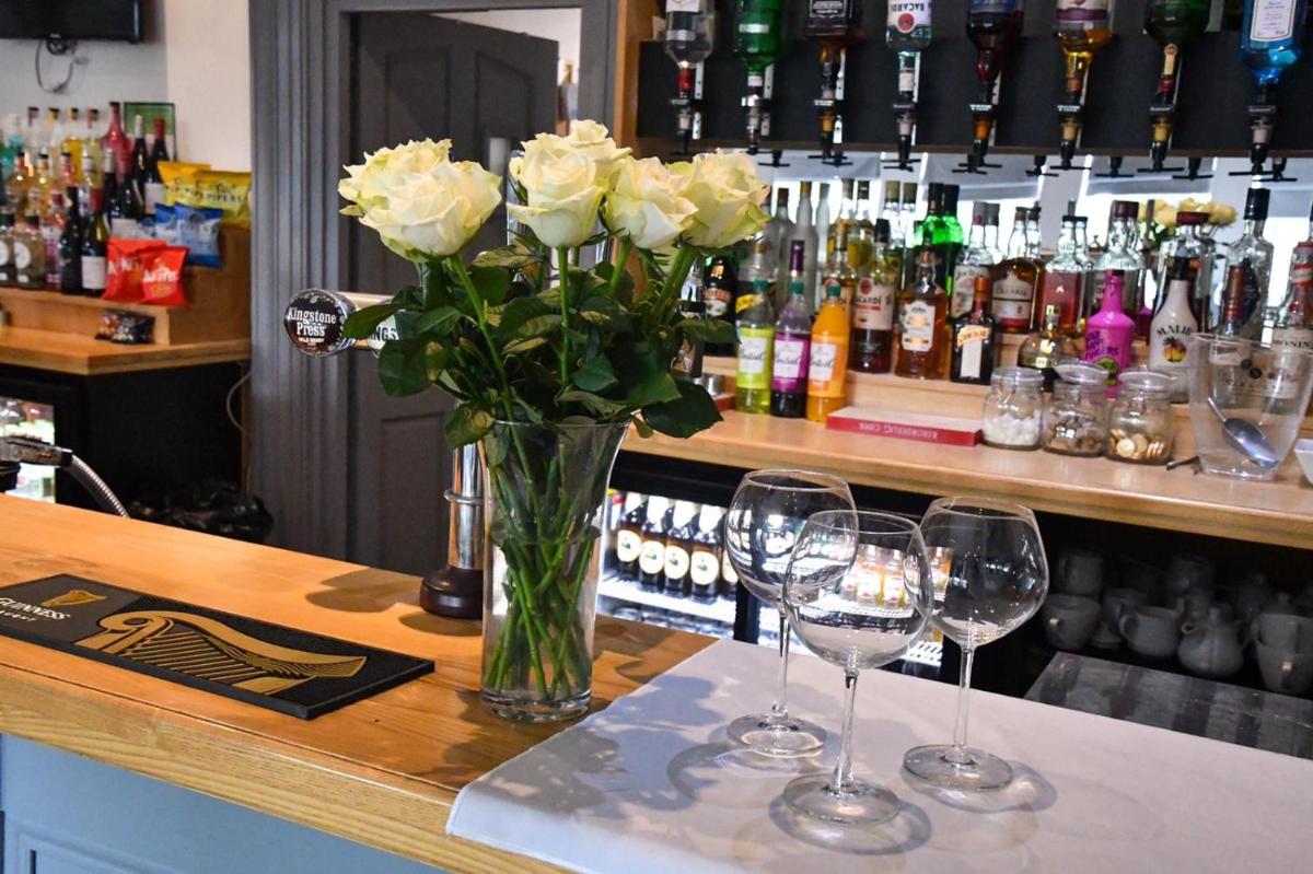 bar