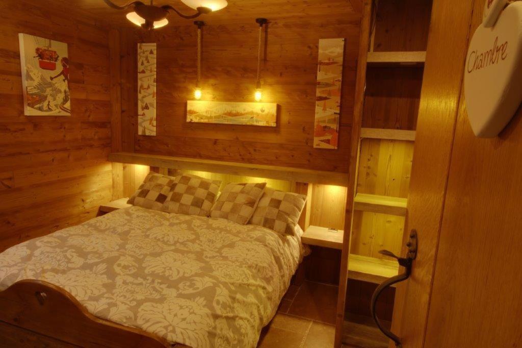 Chalet Miravidi, Montchavin-La Plagne, Jacuzzi & Sauna view 5