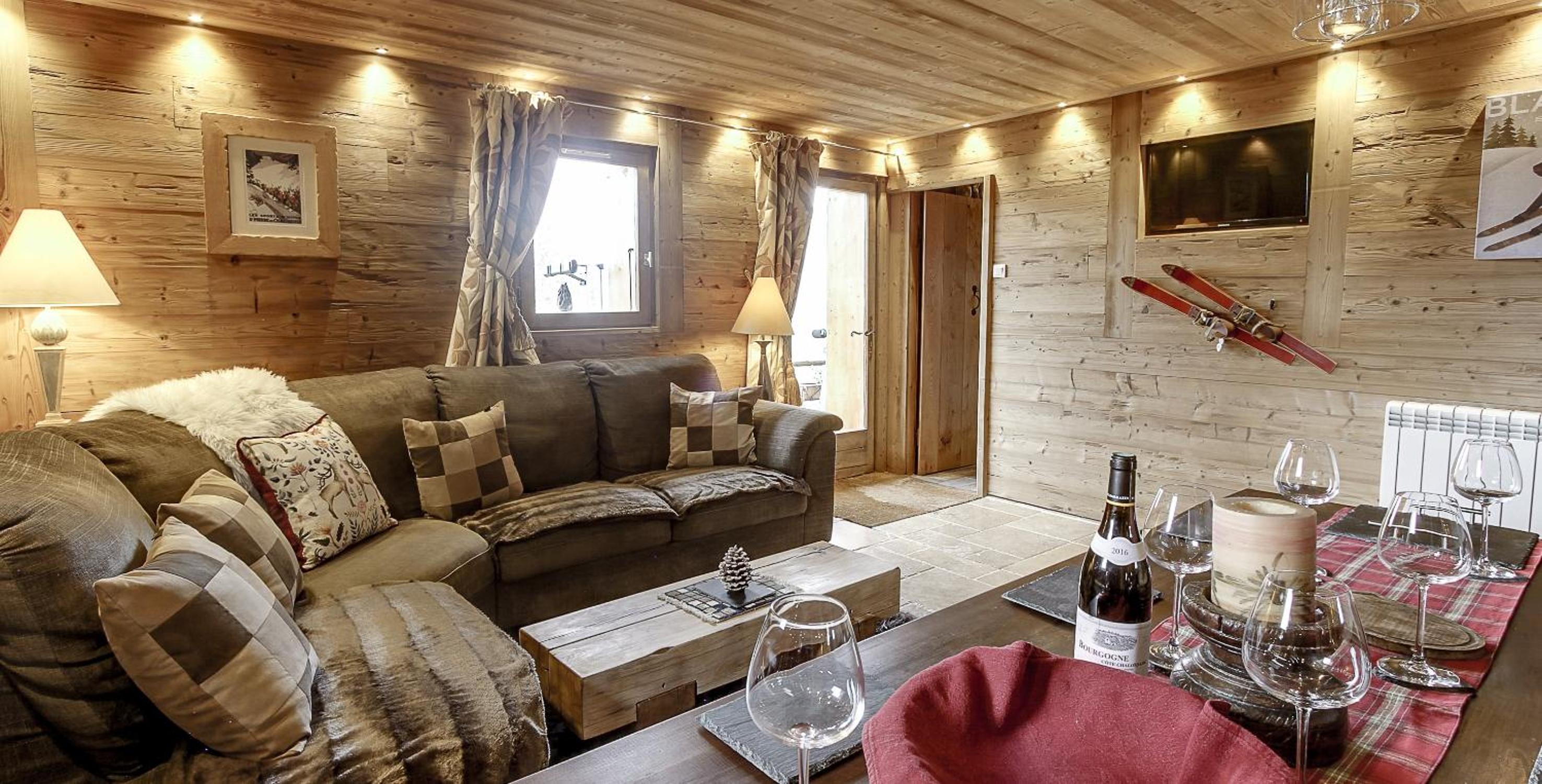 Chalet Miravidi, Montchavin-La Plagne, Jacuzzi & Sauna view 2