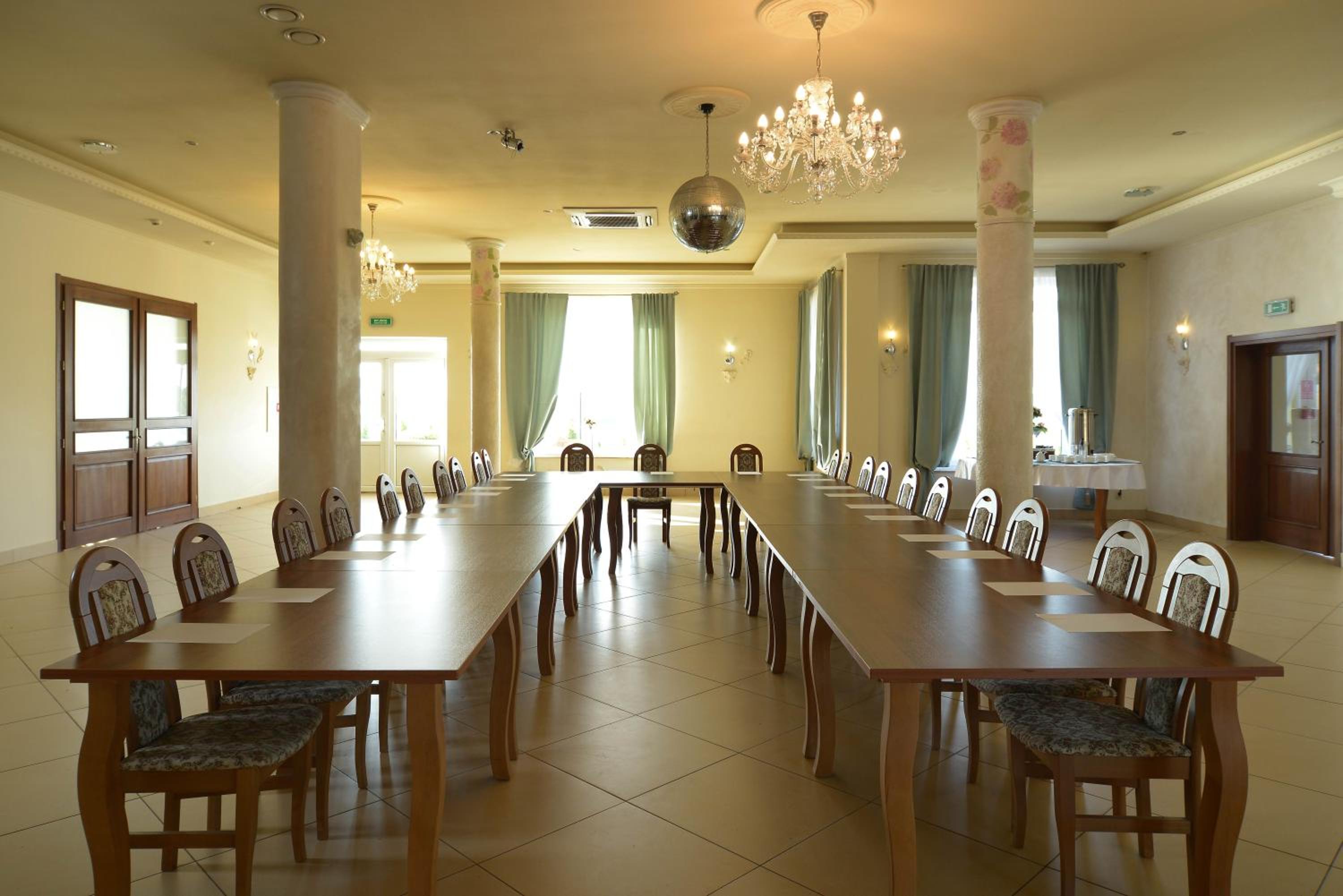 meeting & event spaces