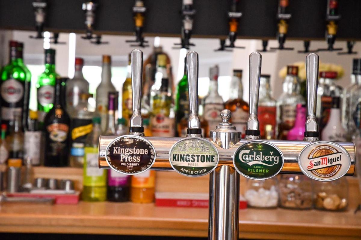 bar
