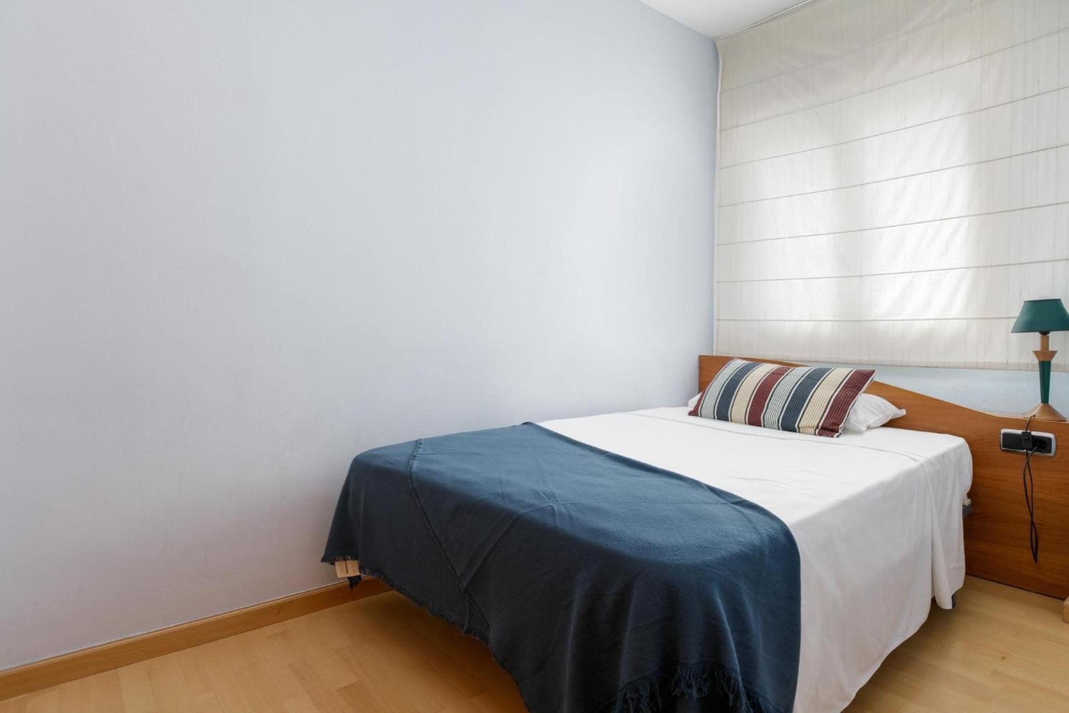 LETS HOLIDAYS Beach apartment 2 in tossa de mar view 5