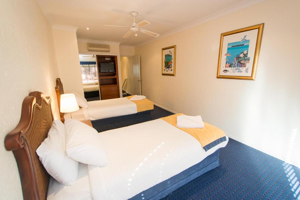 Tinaroo Lake Resort