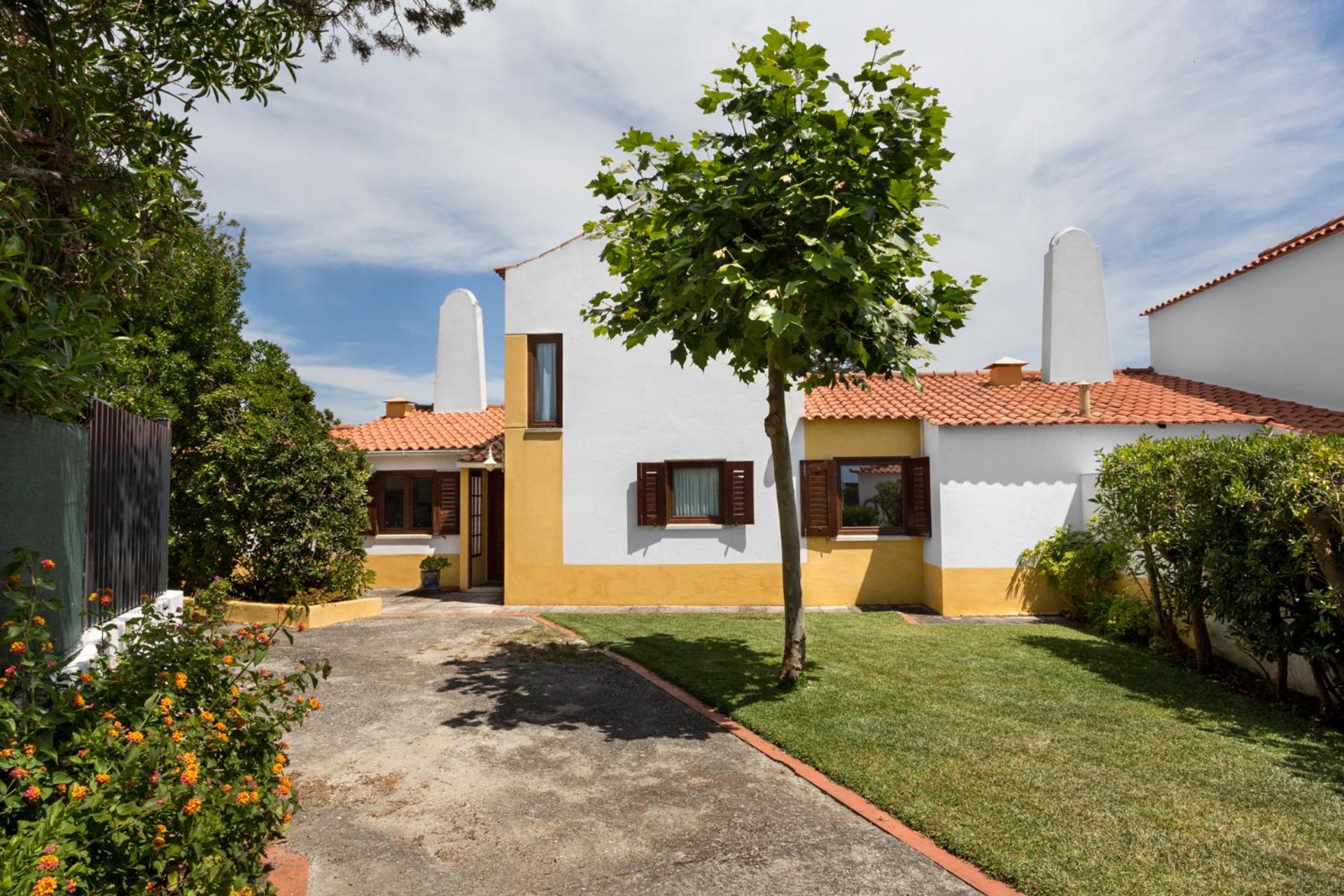 GuestReady - Peaceful beach villa w/ parking view 4