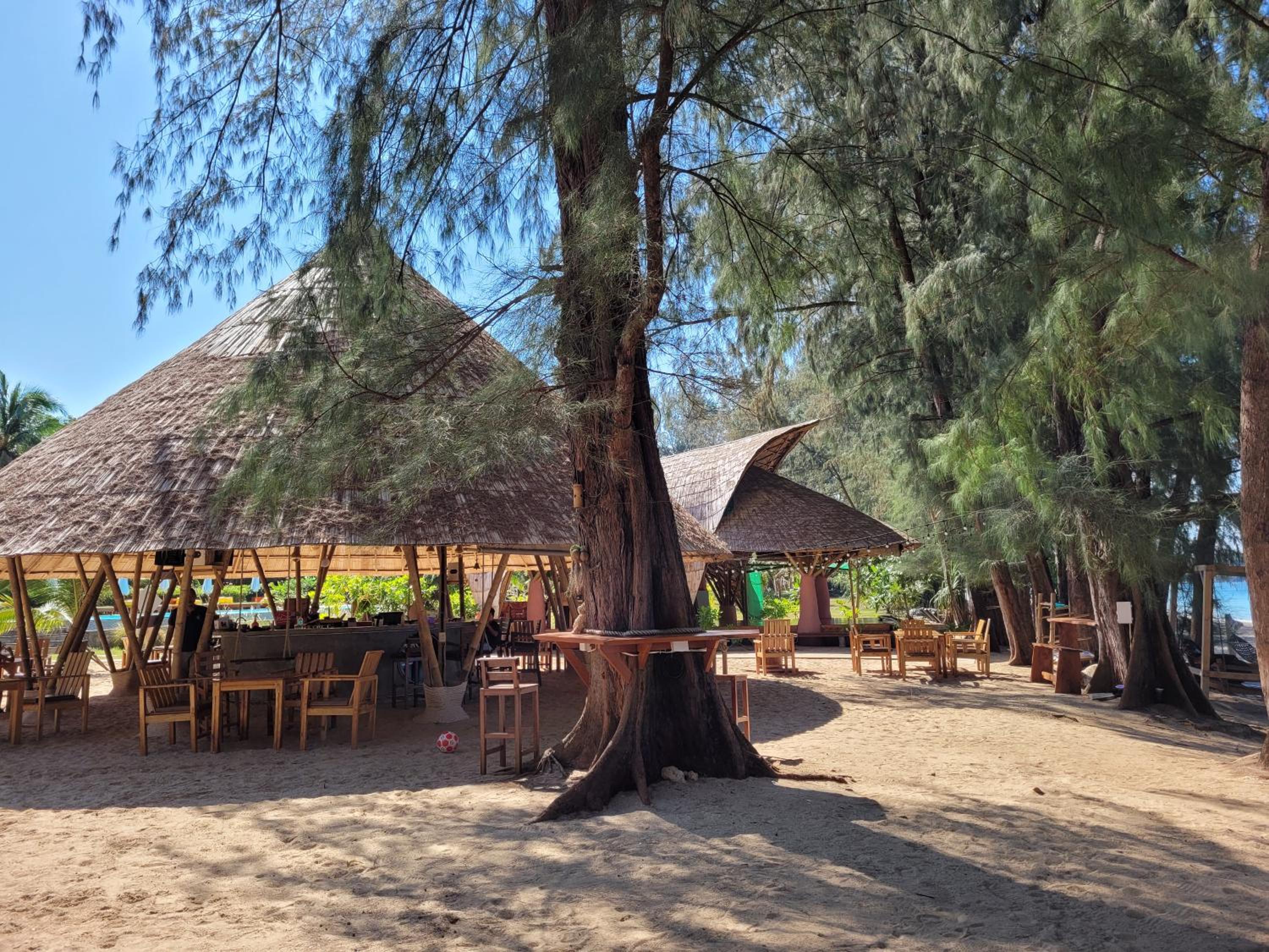 Long Beach Chalet - SHA Extra Plus