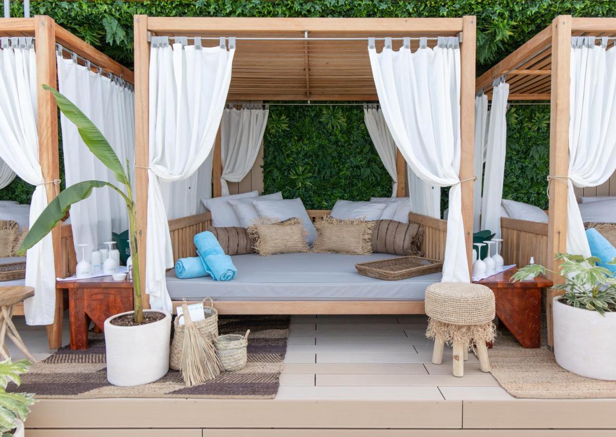 outdoor BBQ area