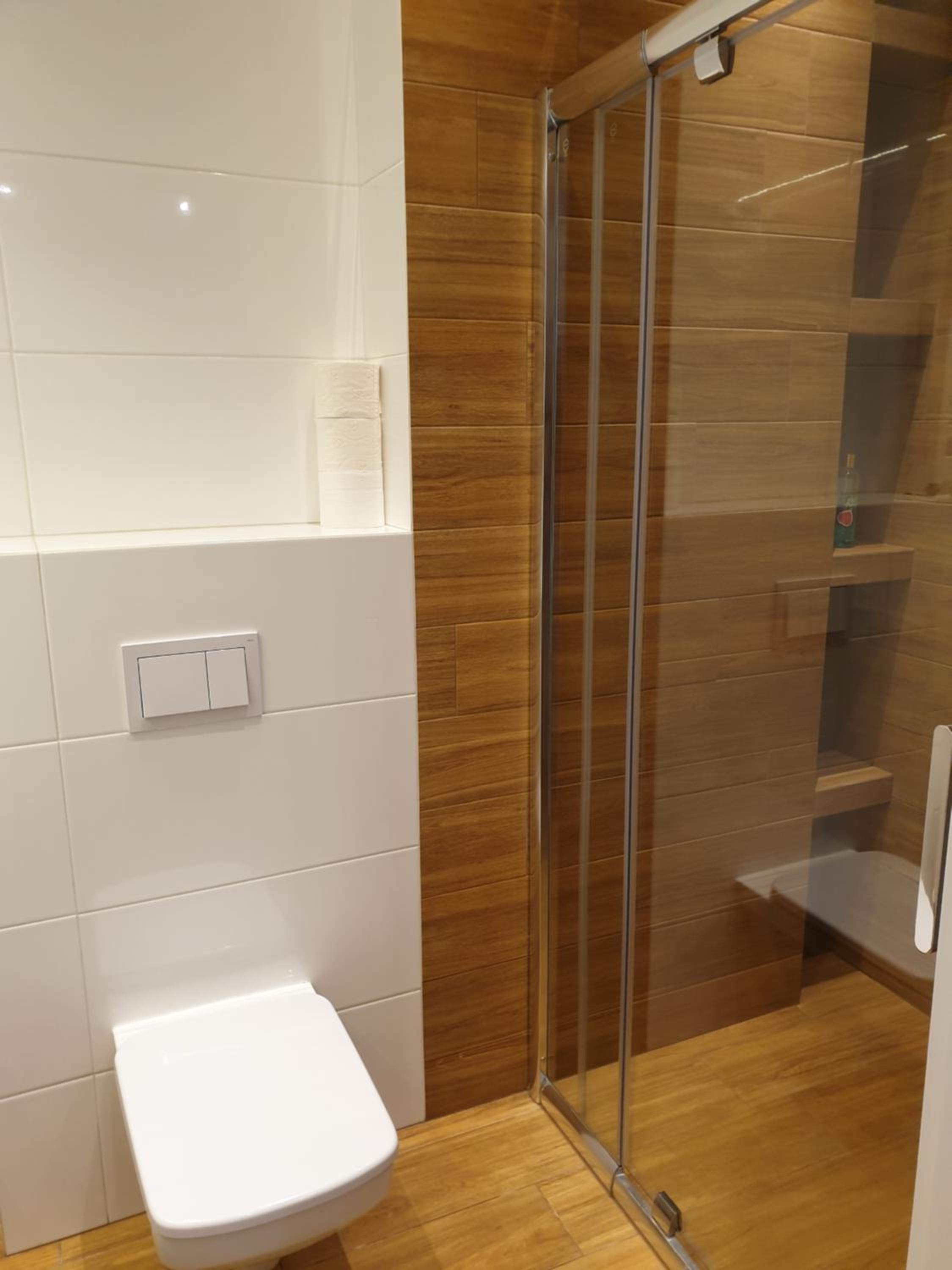 Maly apartament w zieleni blisko jeziora view 5