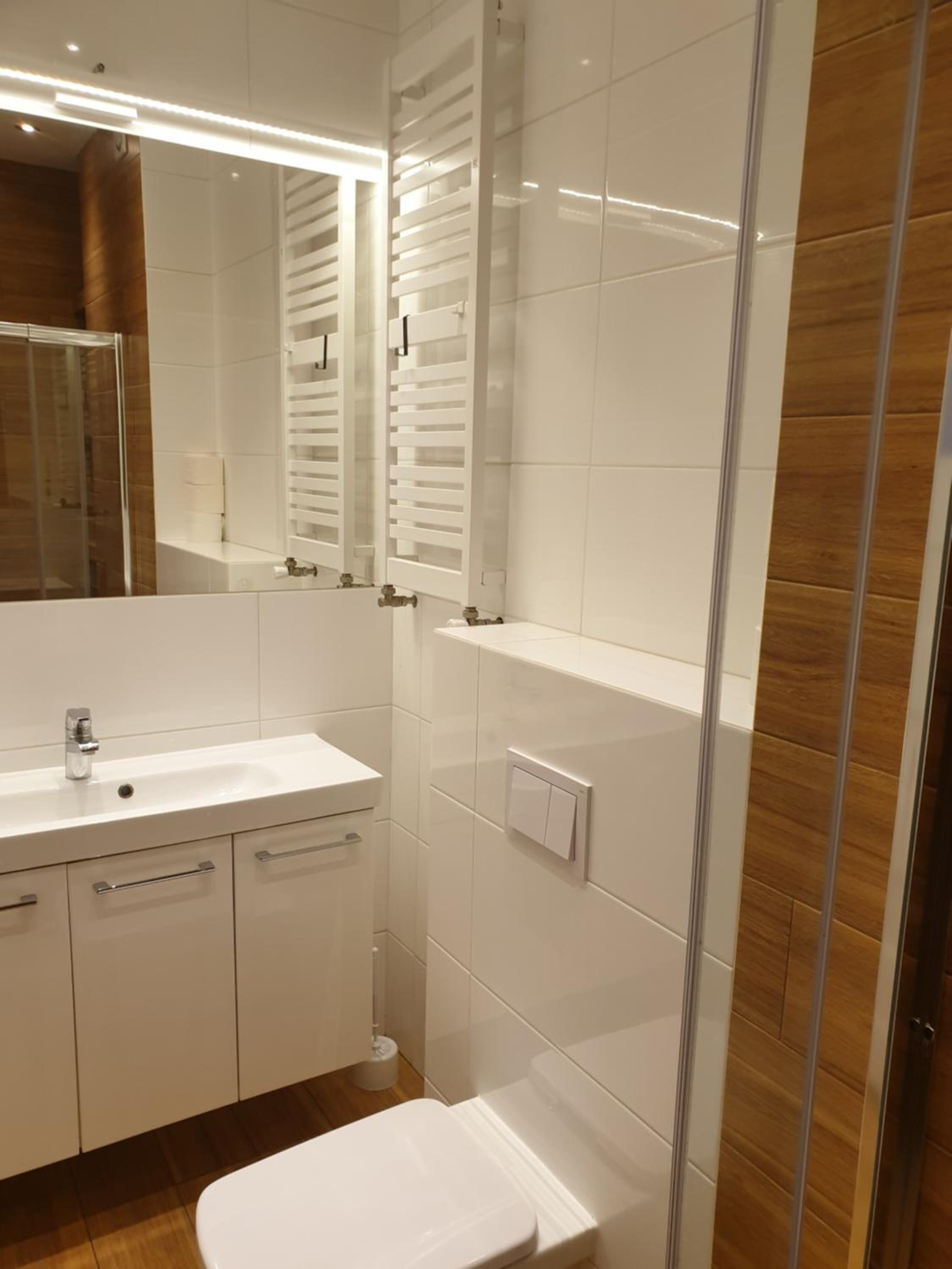 Maly apartament w zieleni blisko jeziora view 3