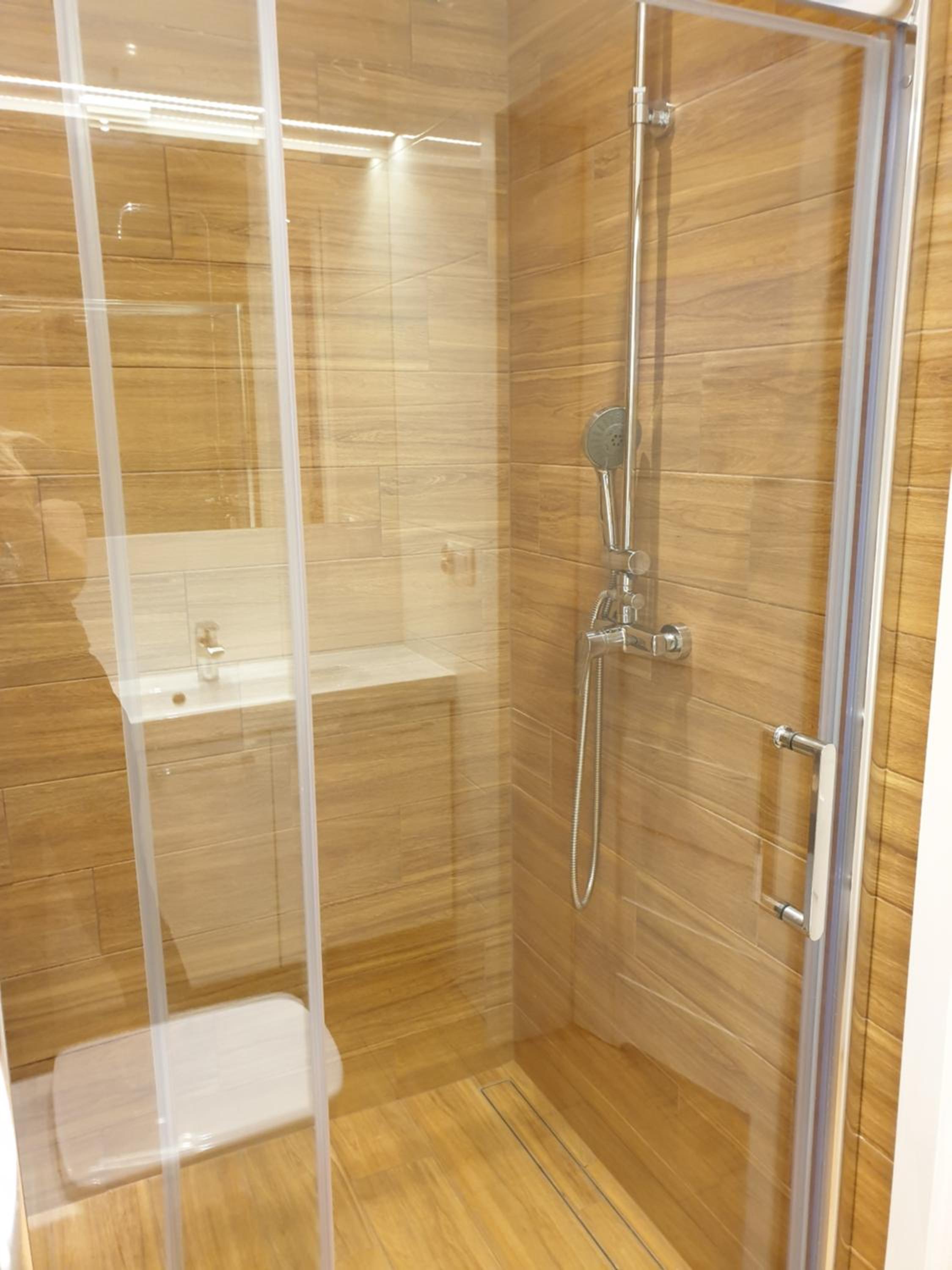 Maly apartament w zieleni blisko jeziora view 2