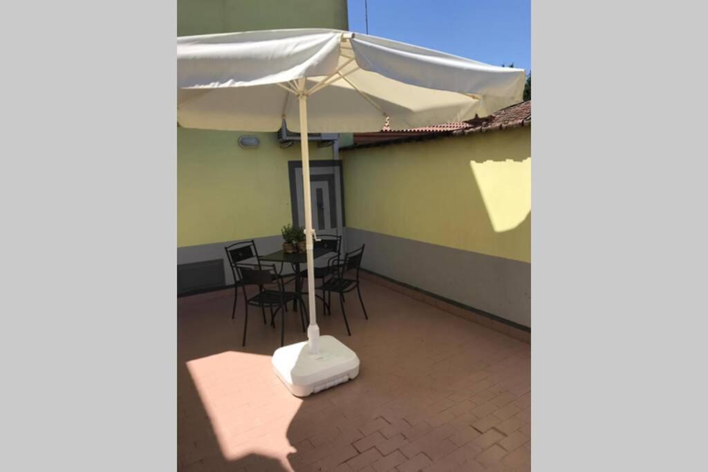 Aperitivo in terrazza vicinissimo al centro. photo 2