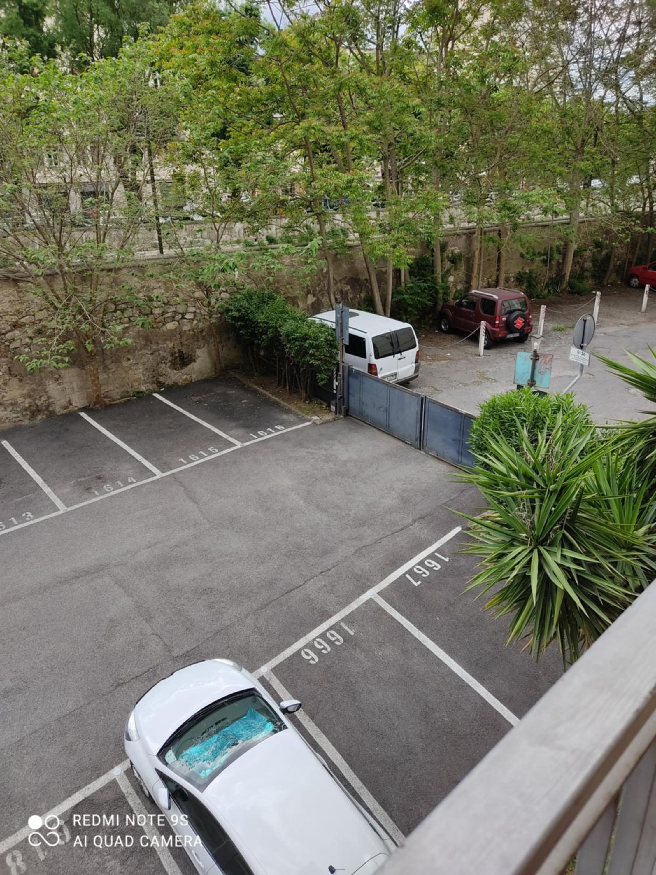 Wonder apartment & FREE PARKING