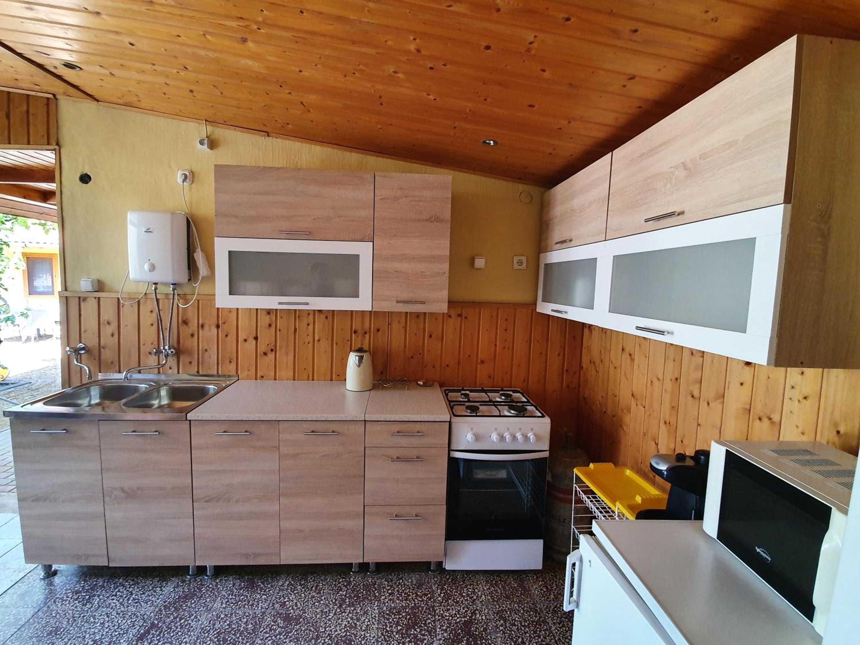 Photo 31