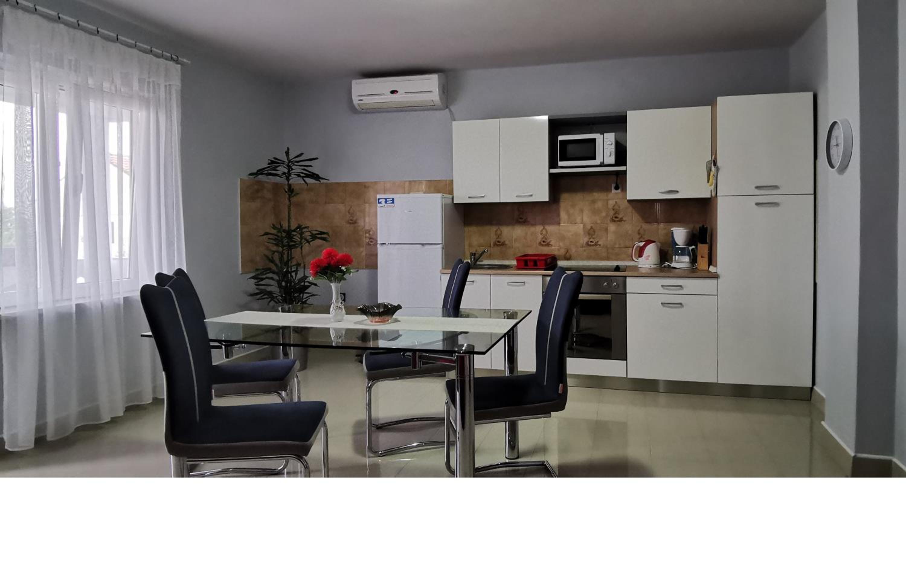 Bella Nina Apartments view 2
