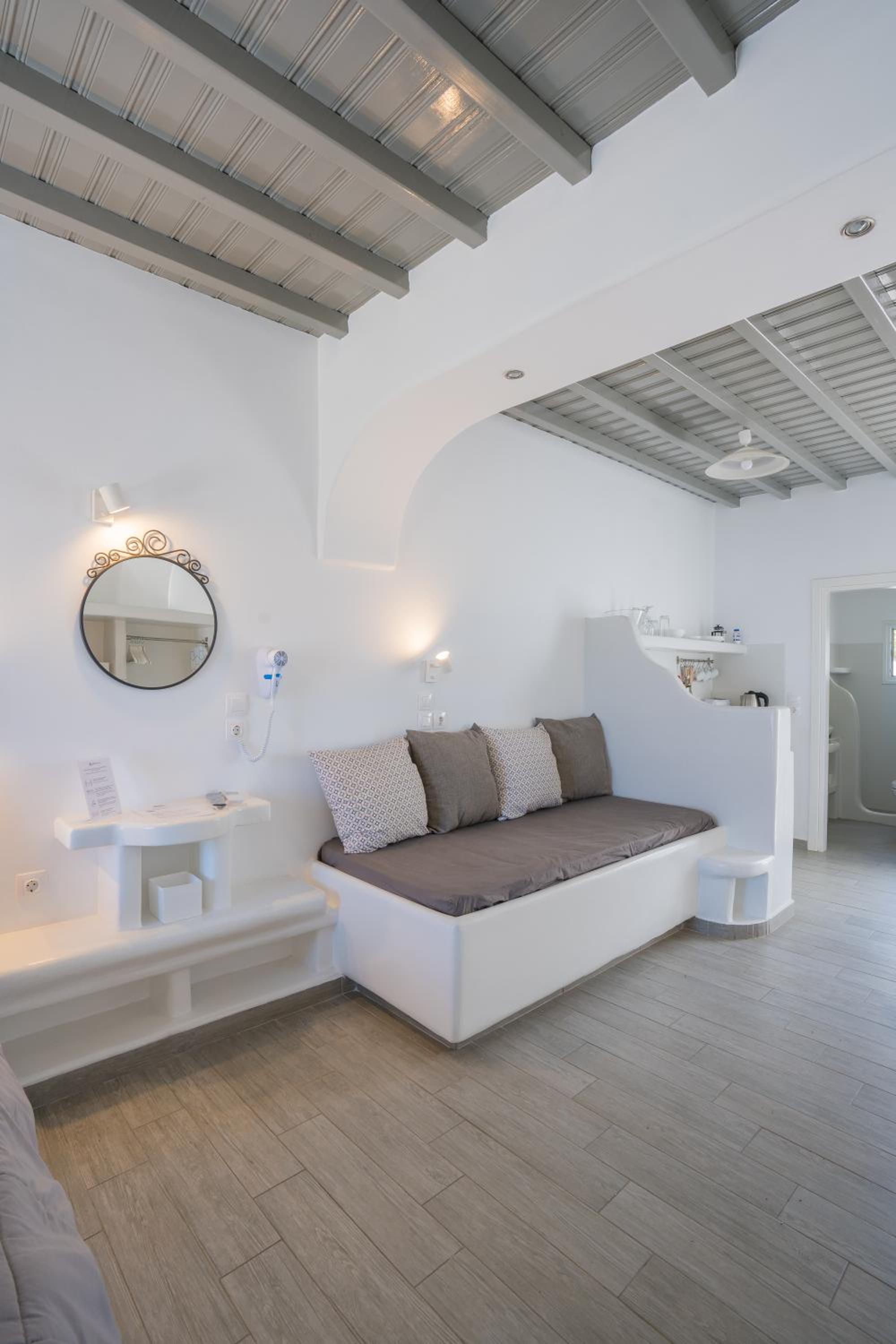 Zisis Pension