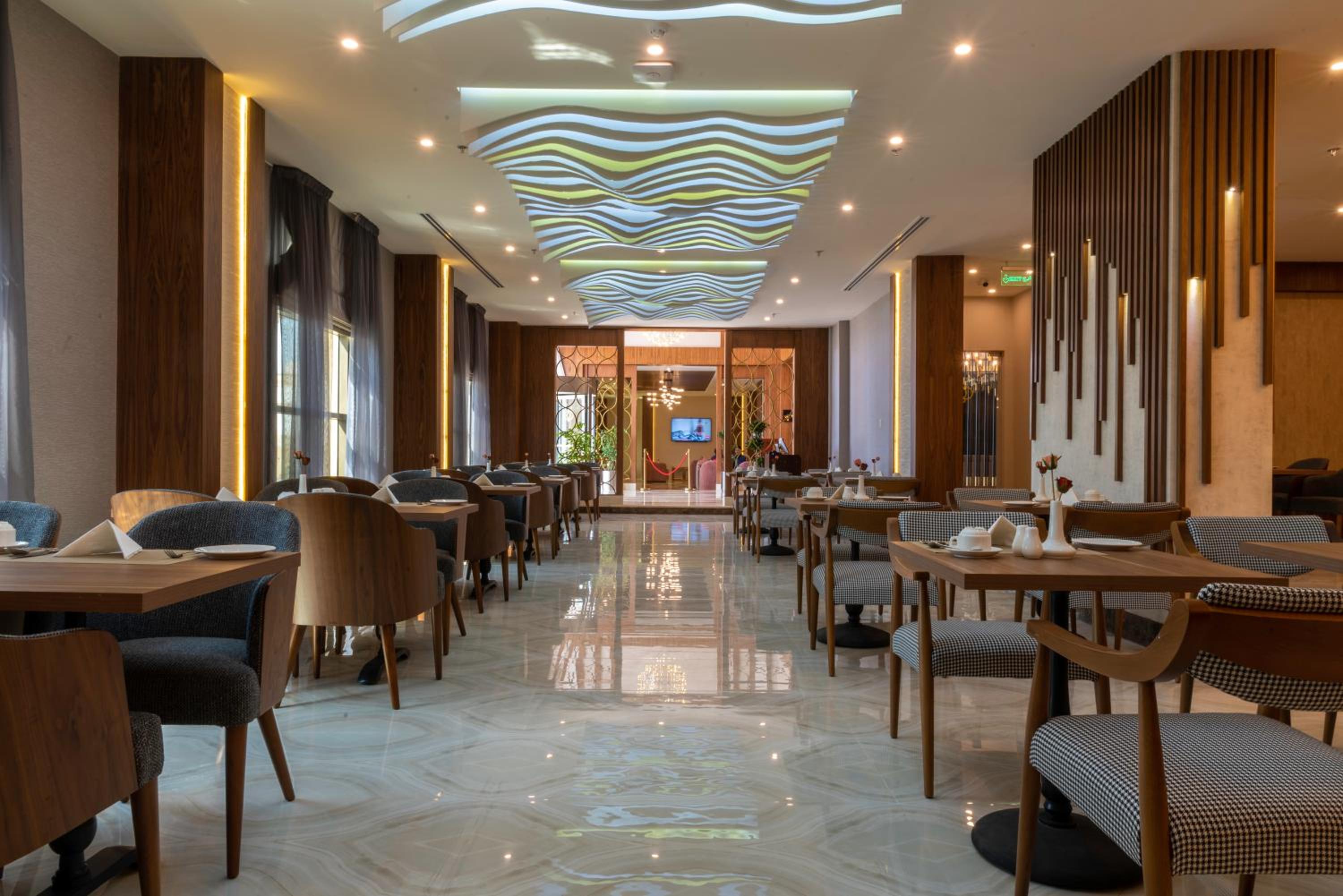 Sunday Emerald Hotel