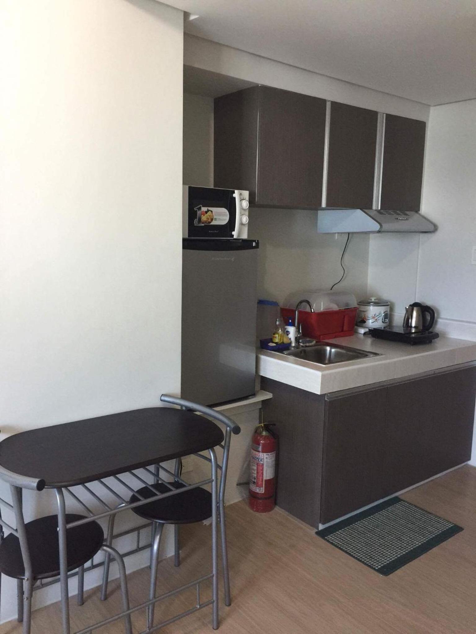 Mplace Condo Unit _ Panay Avenue, Quezon City, Philippines — Manila photo 2