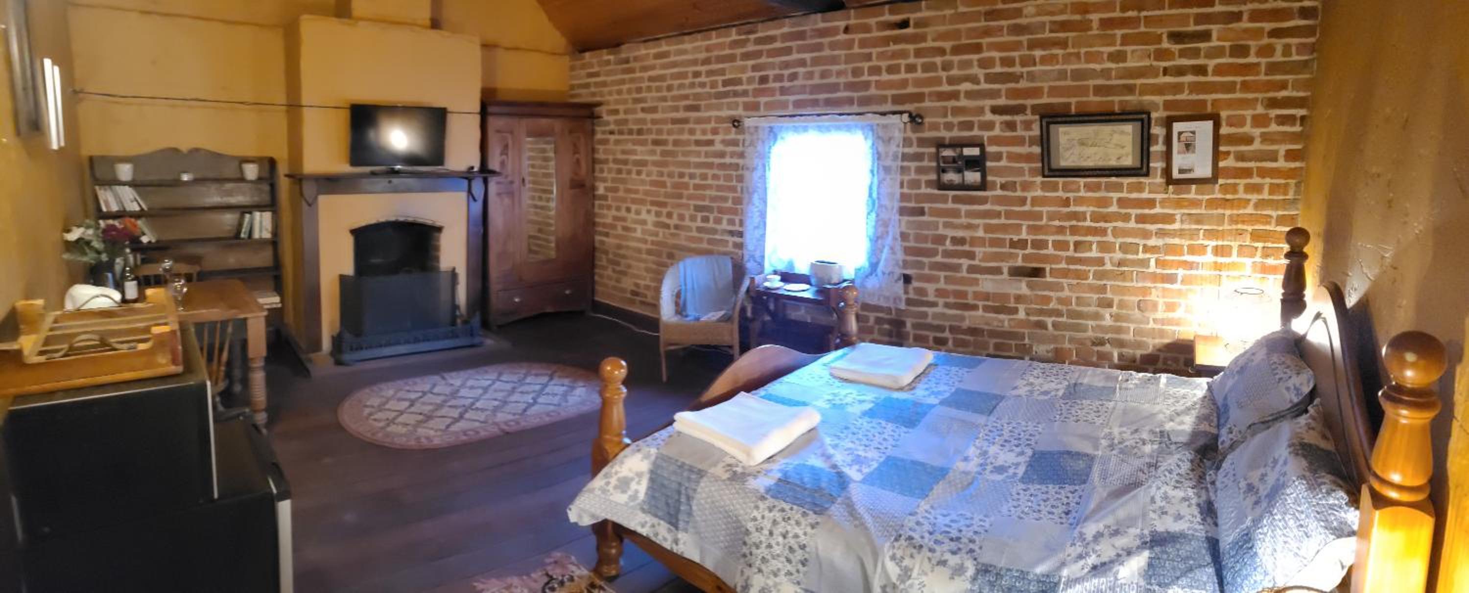 The Inn, Historic Accommodation with mod cons view 3