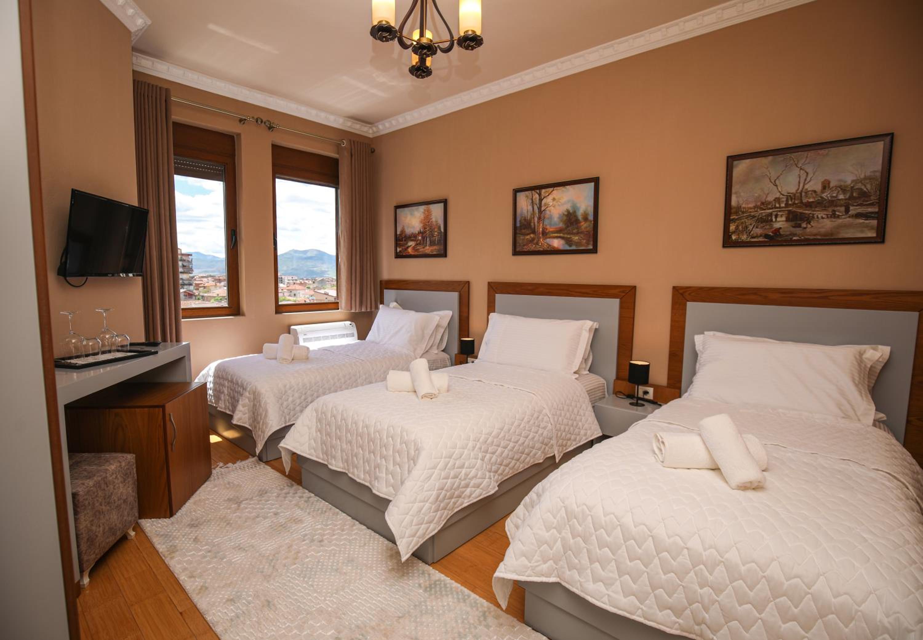 Vila 3 Korçë