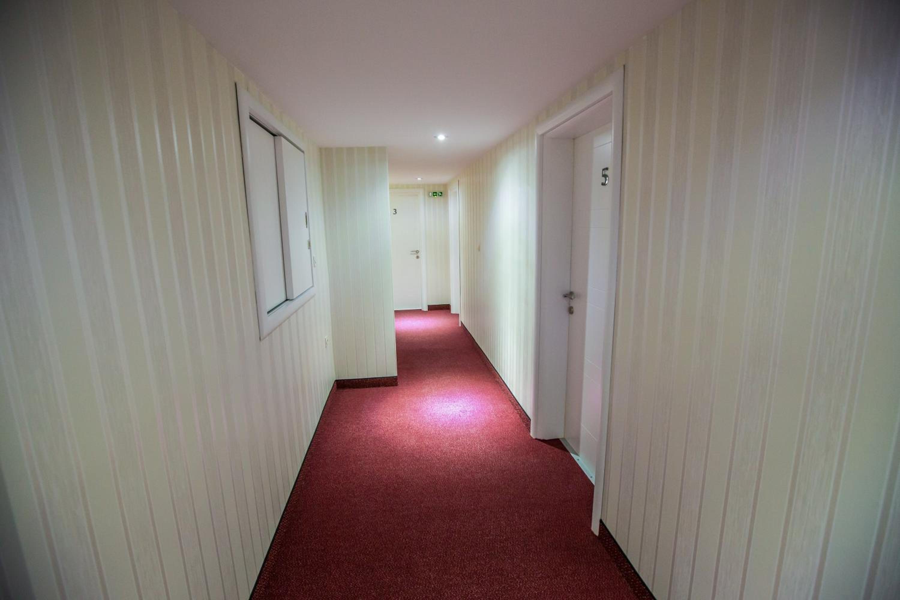 Apartments and Rooms Millennium view 4