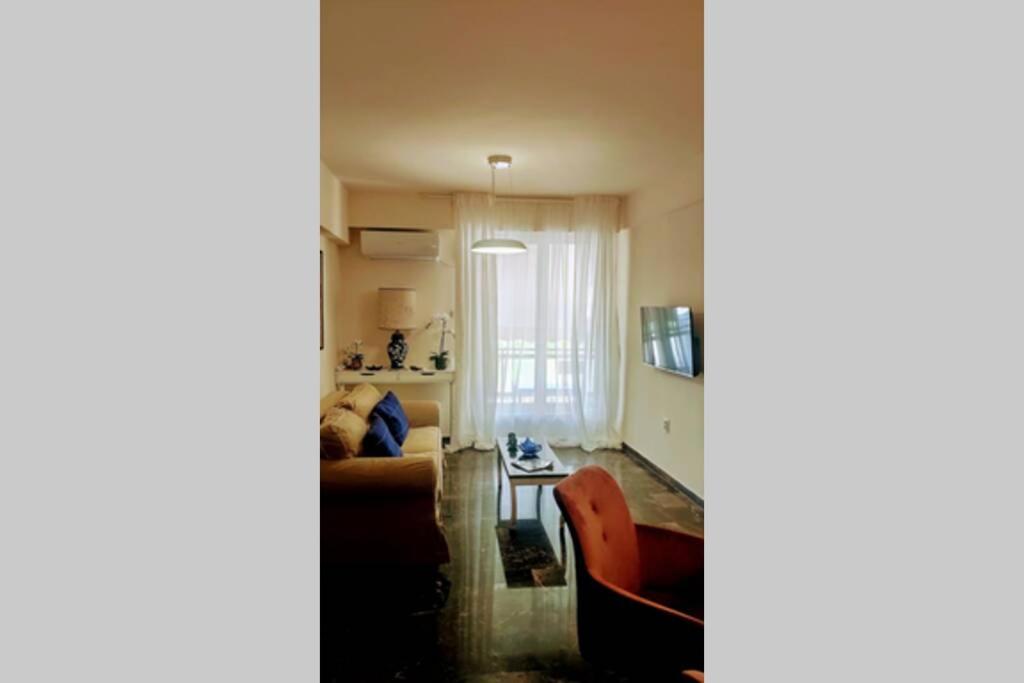 Luxurious apartment close to the beach and airport view 5
