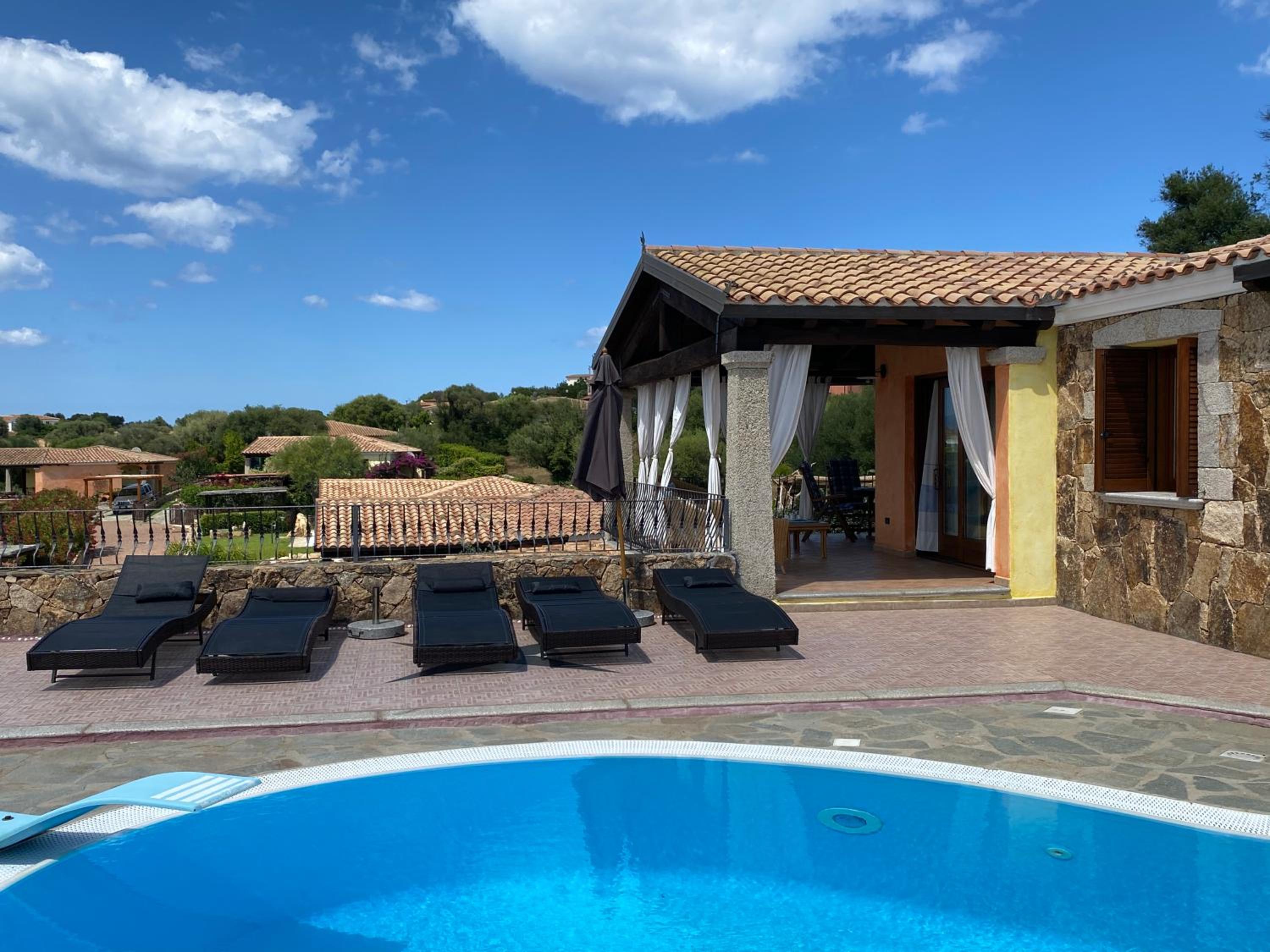 Villa Peonia photo 2