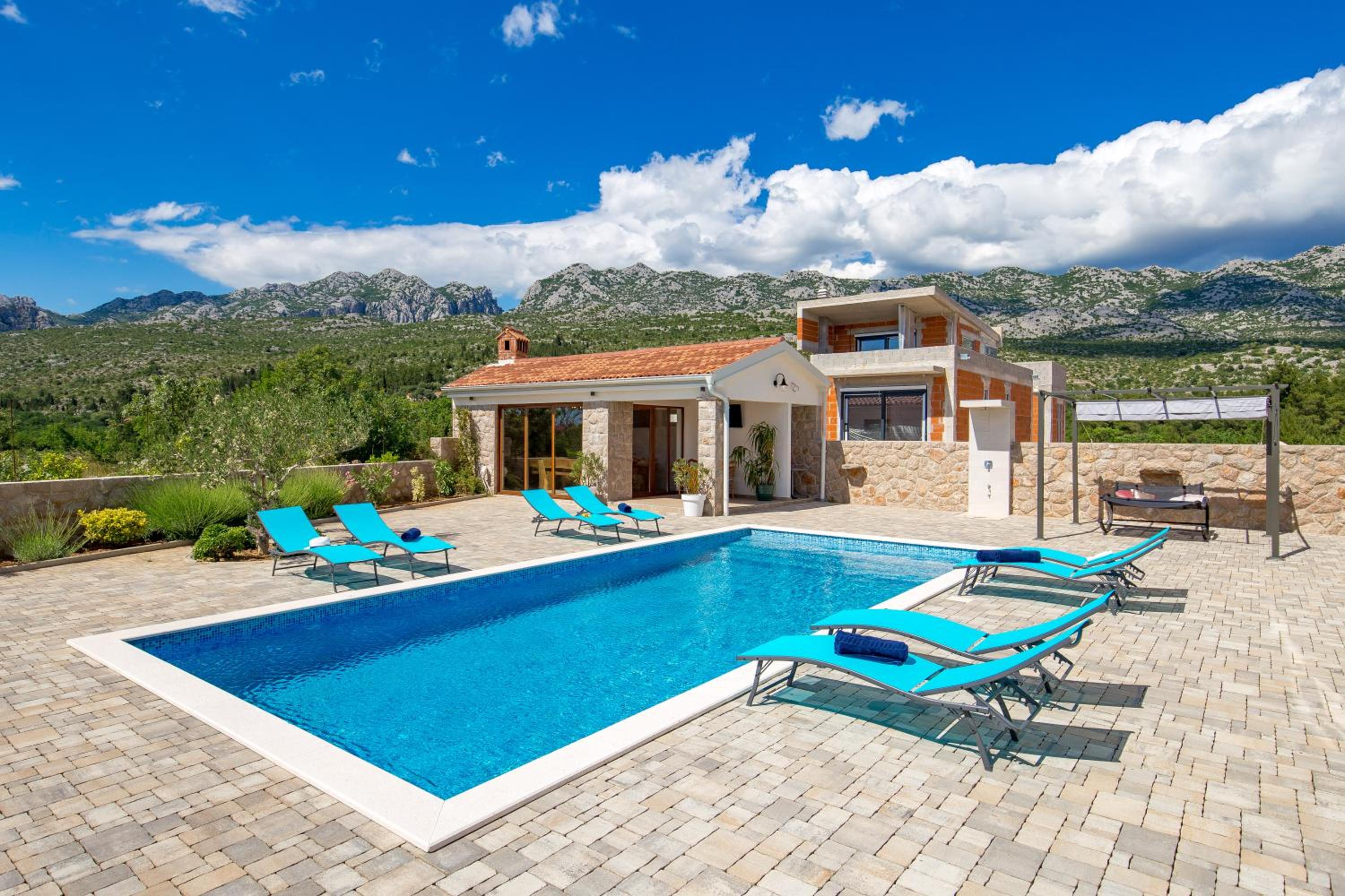 Villa Grandioza