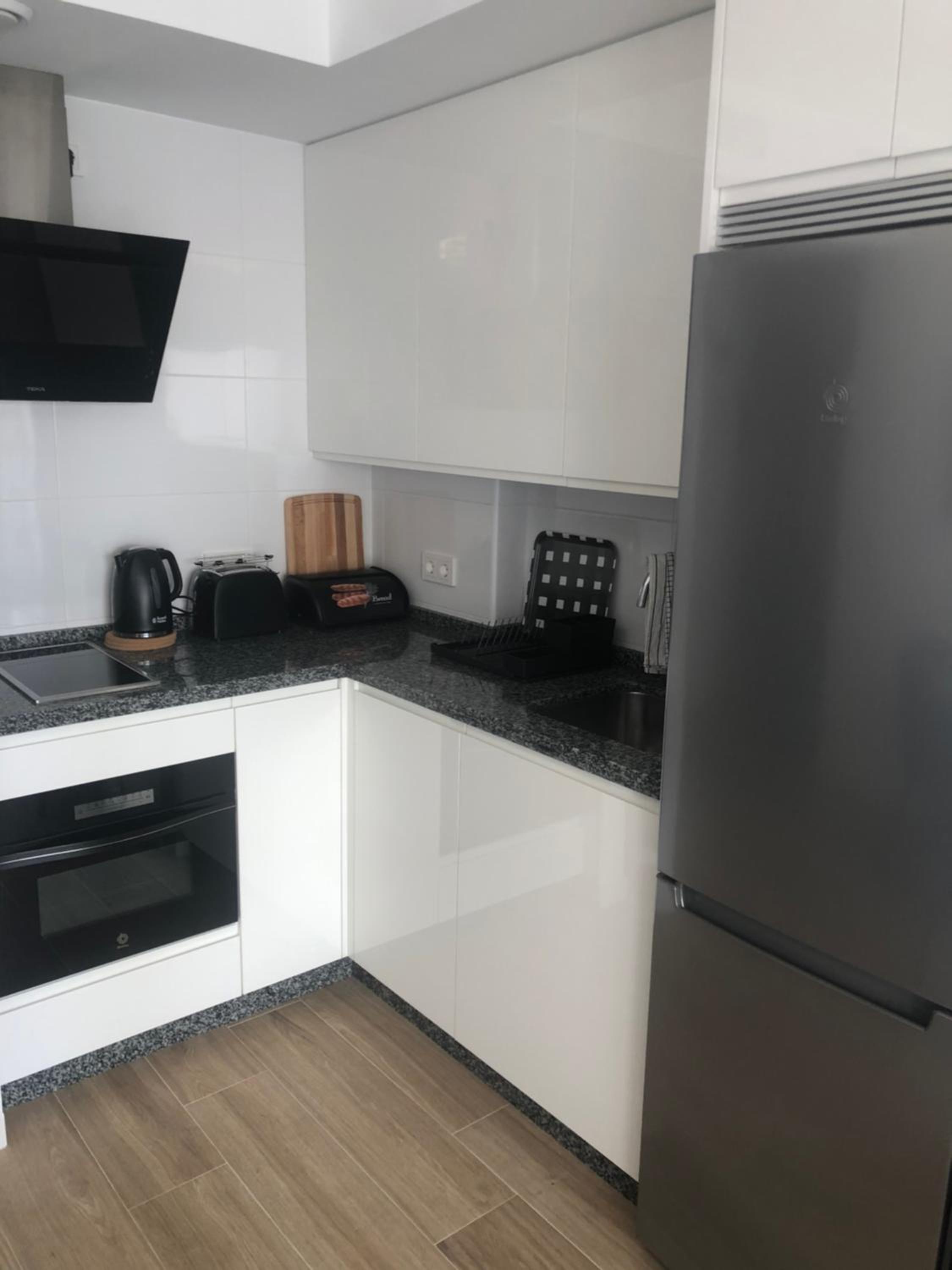Exceptional 2 Bed Apartment a 2 Min Walk to Beach & close to Los Boliches Train view 4