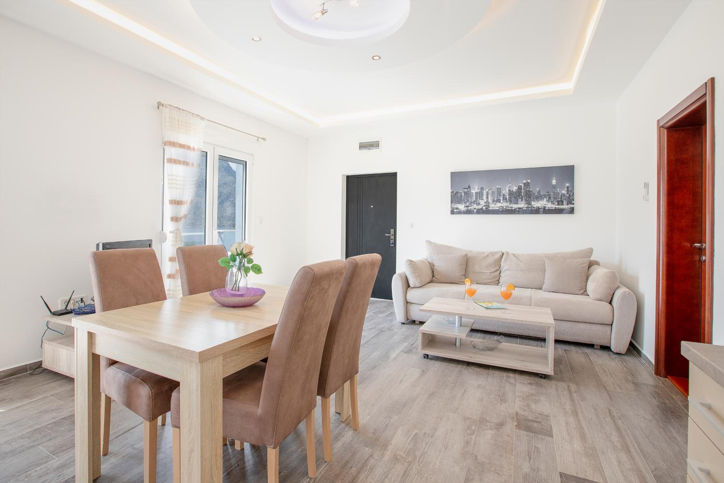 Apartments Stetonn