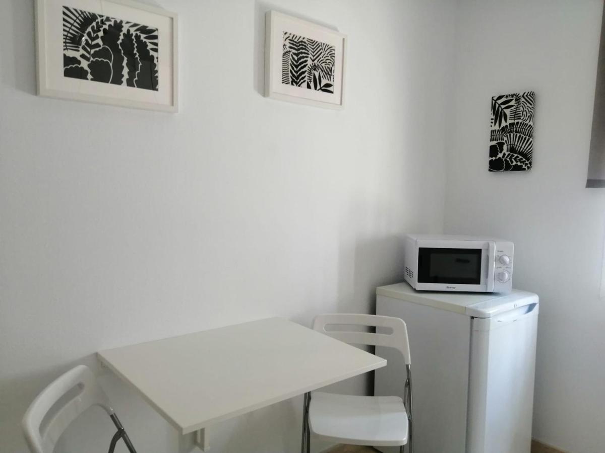 Room in Lovely cottage house Habitaciones en Chalet en Cadiz San Fernando photo 4