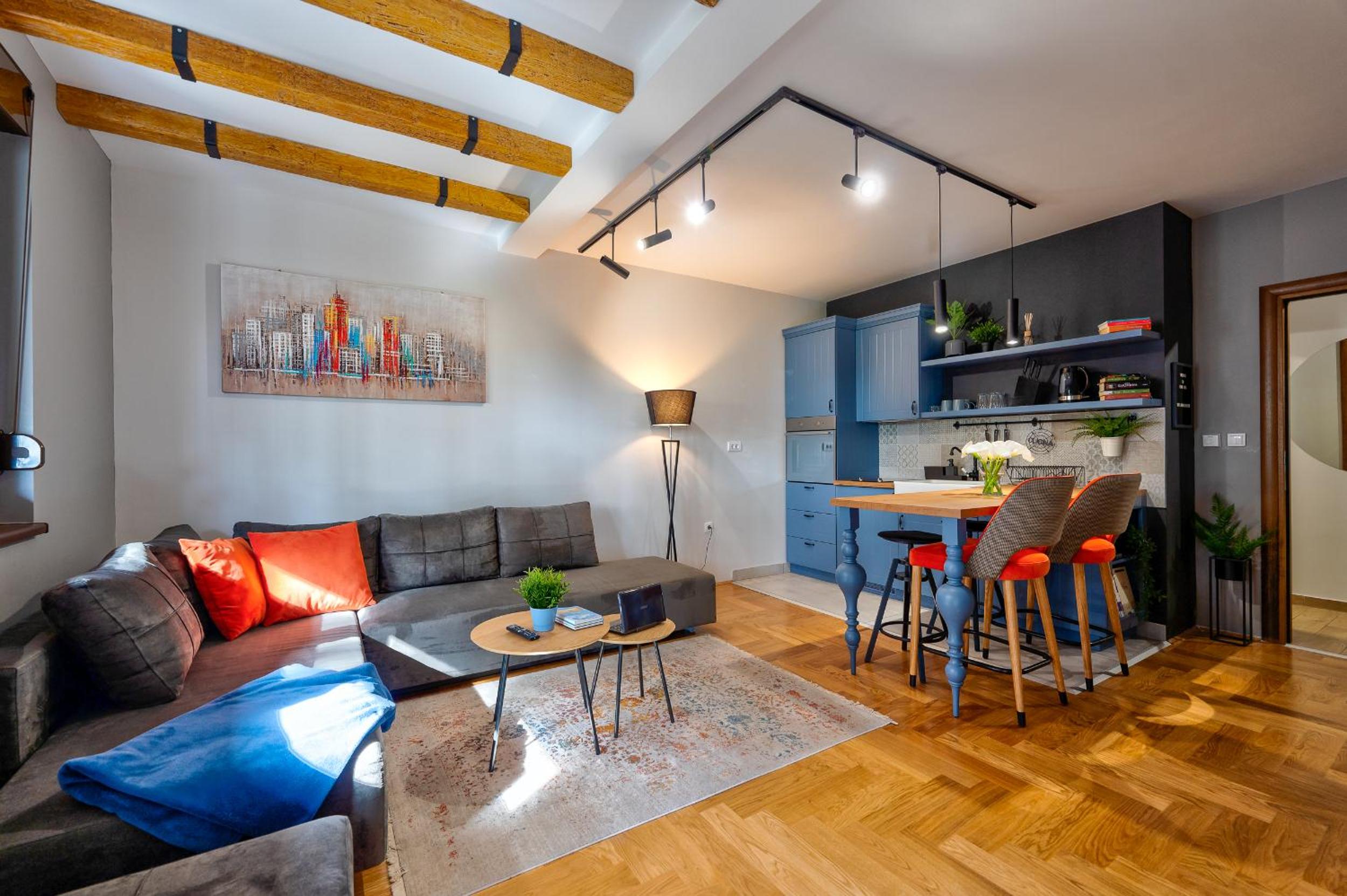 Apartment ERAK HILL view 2