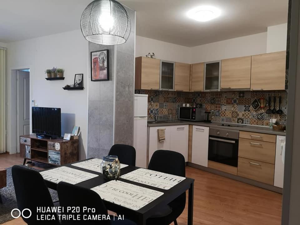 Sea Garden Apartment IDM