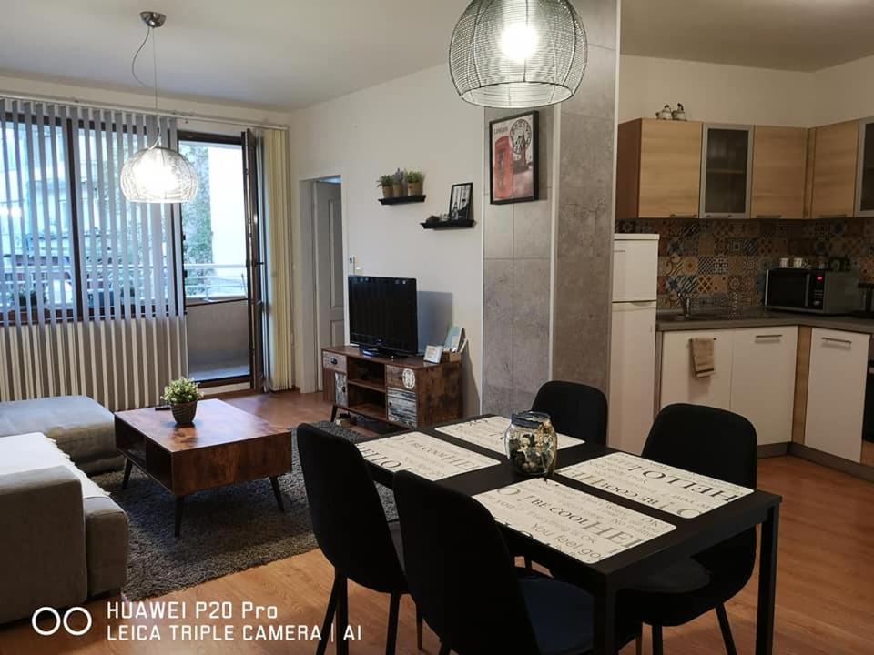 Sea Garden Apartment IDM
