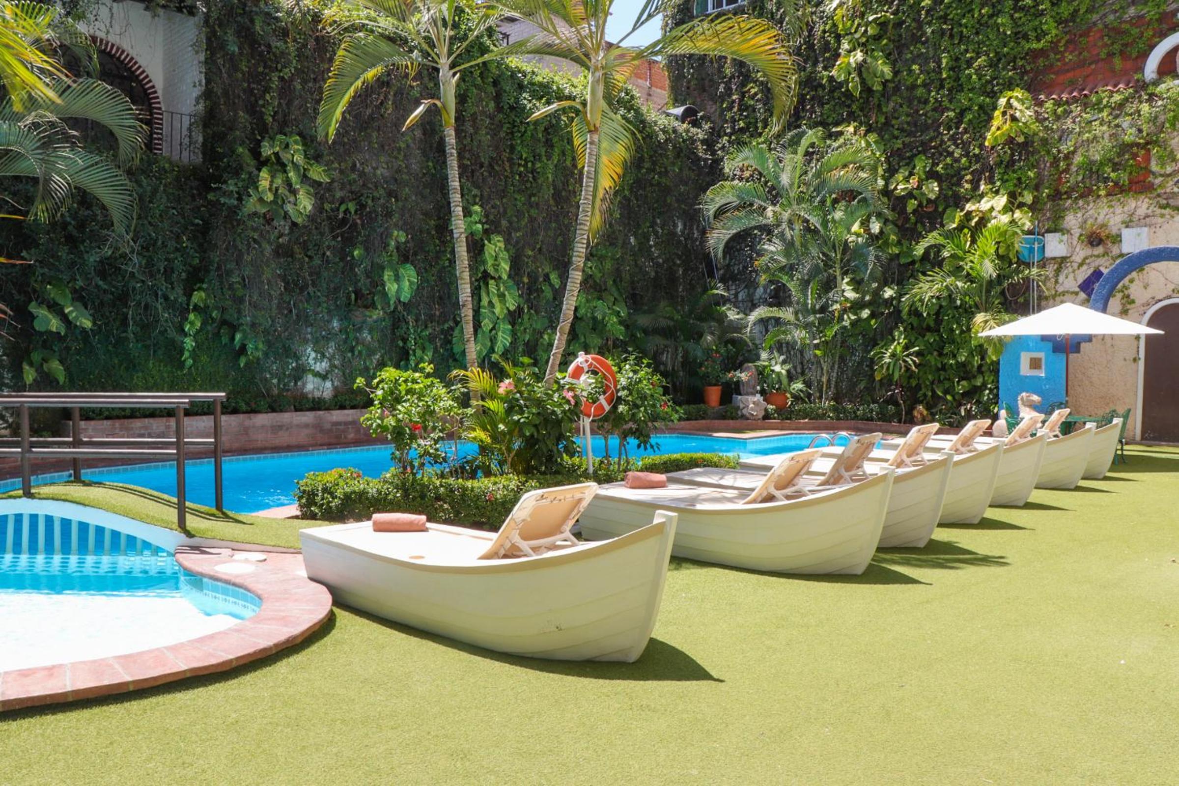 Puerto Vallarta Vacations - Los Arcos Suites - Property Image 2