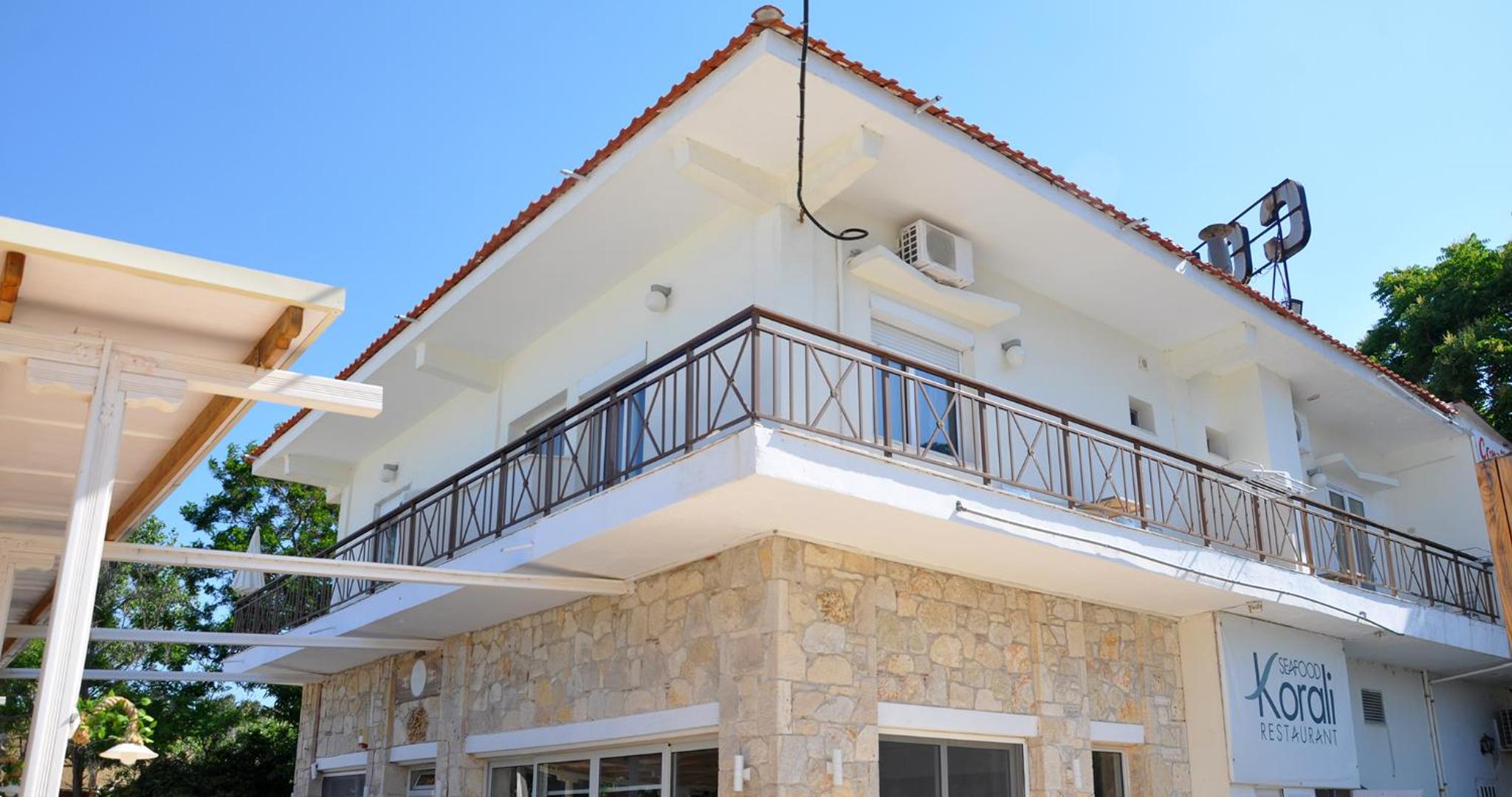 Coralli Beach Studios-Apartments view 3