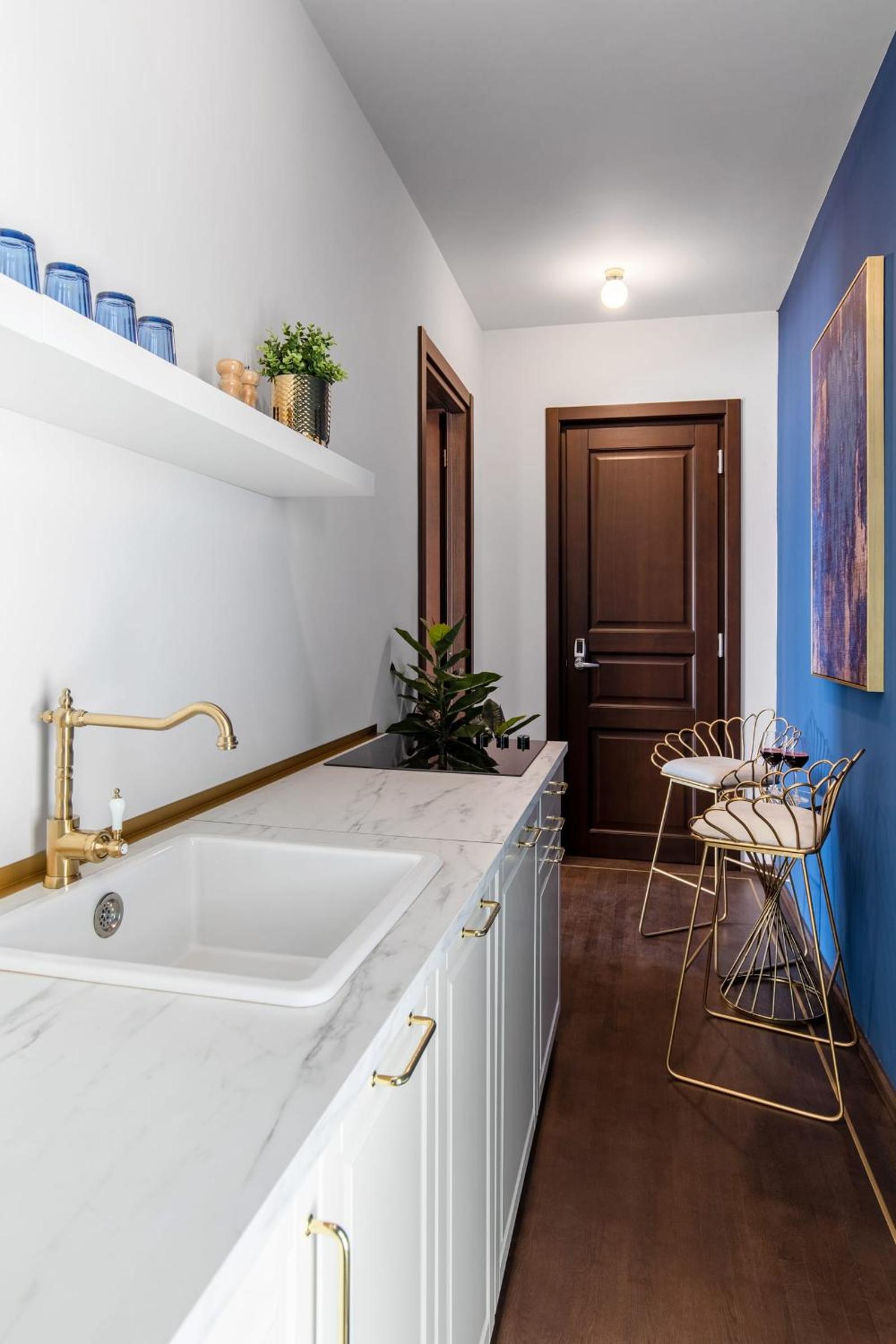 HOLT Old Town One Bedroom Apartments