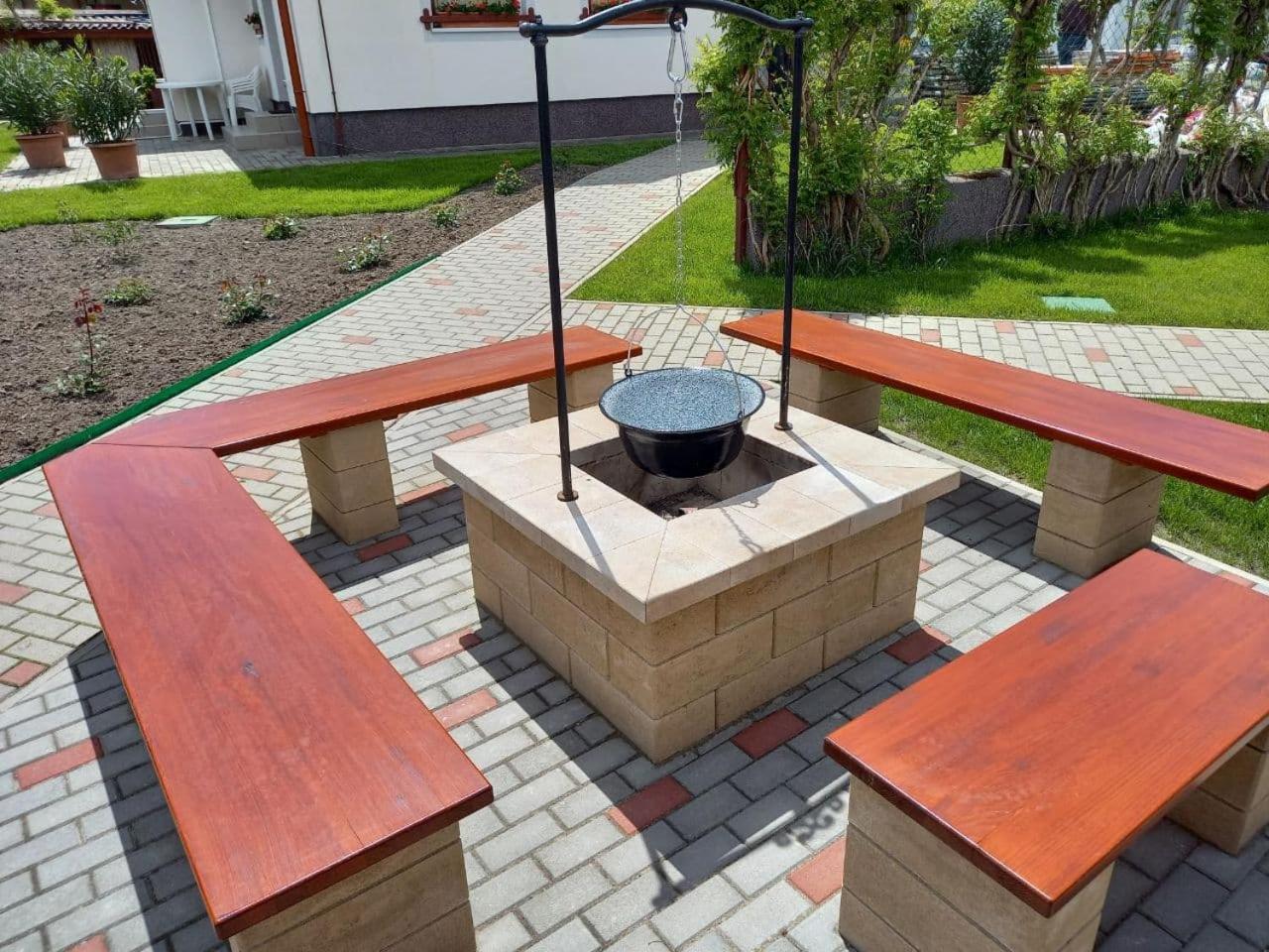 Kertész Apartmanok