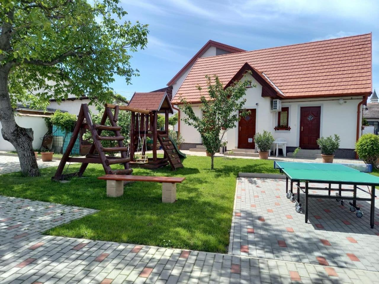 Kertész Apartmanok