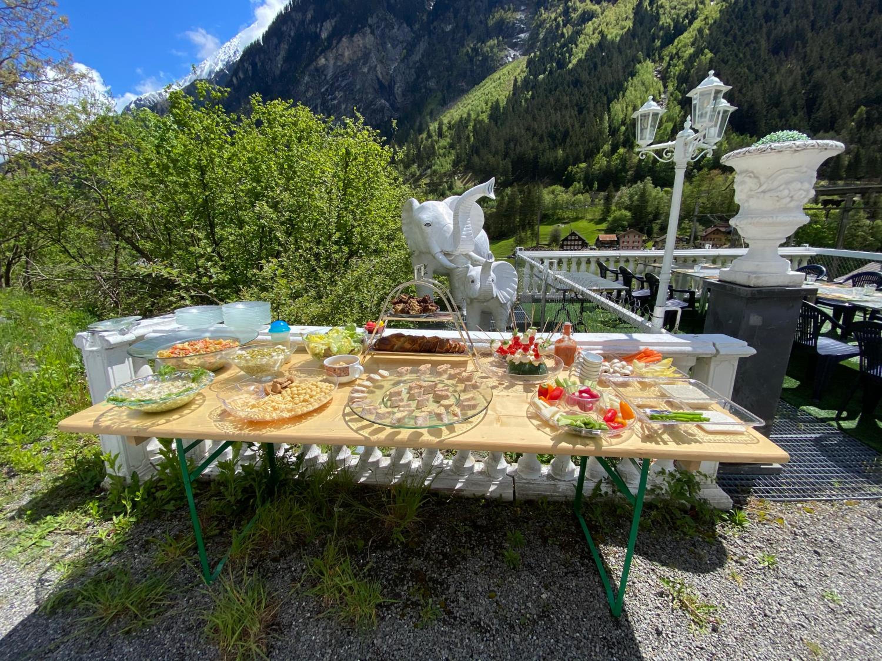 dining