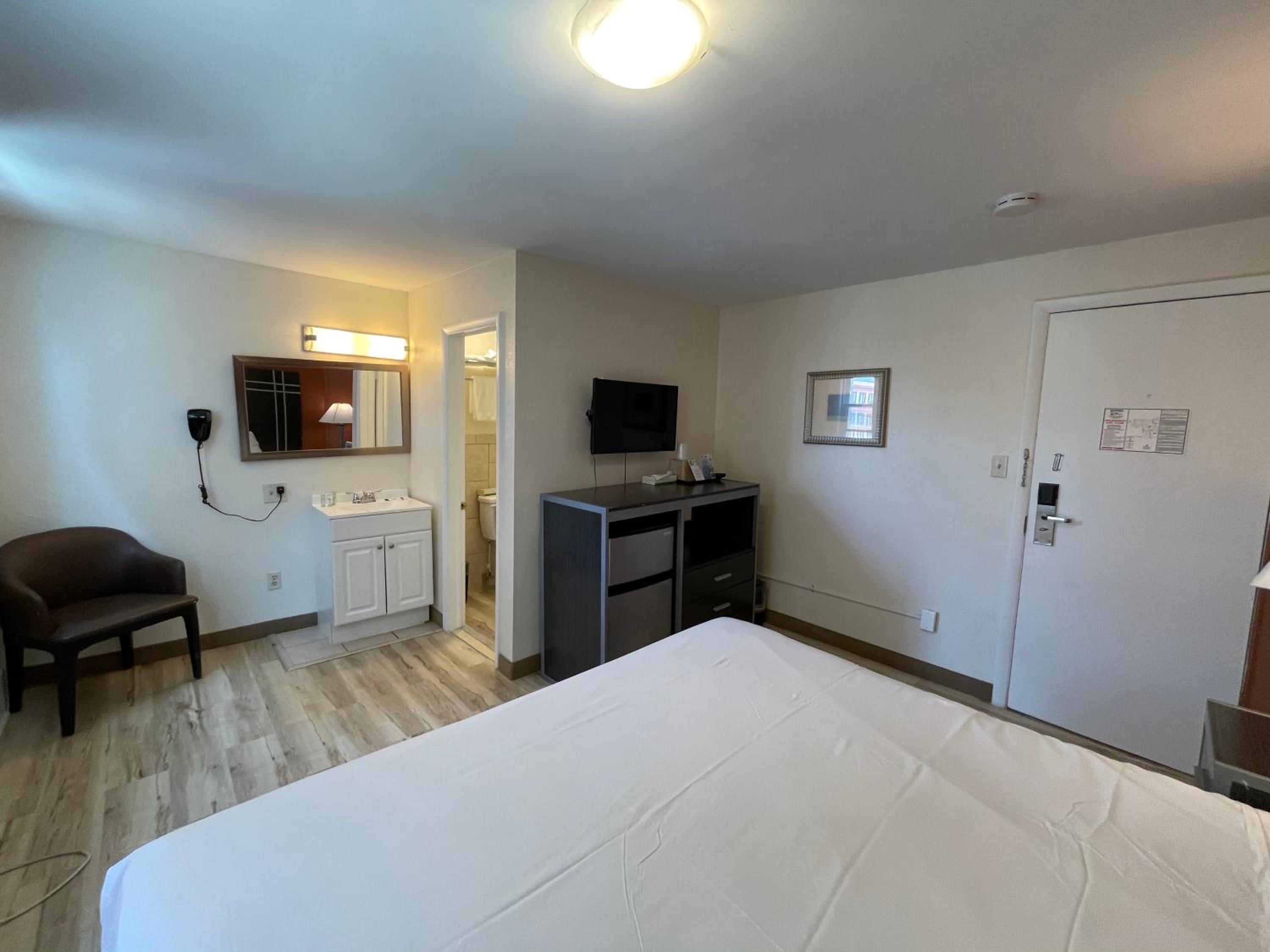 Wildwood Inn Hotel Beach & Boardwalk