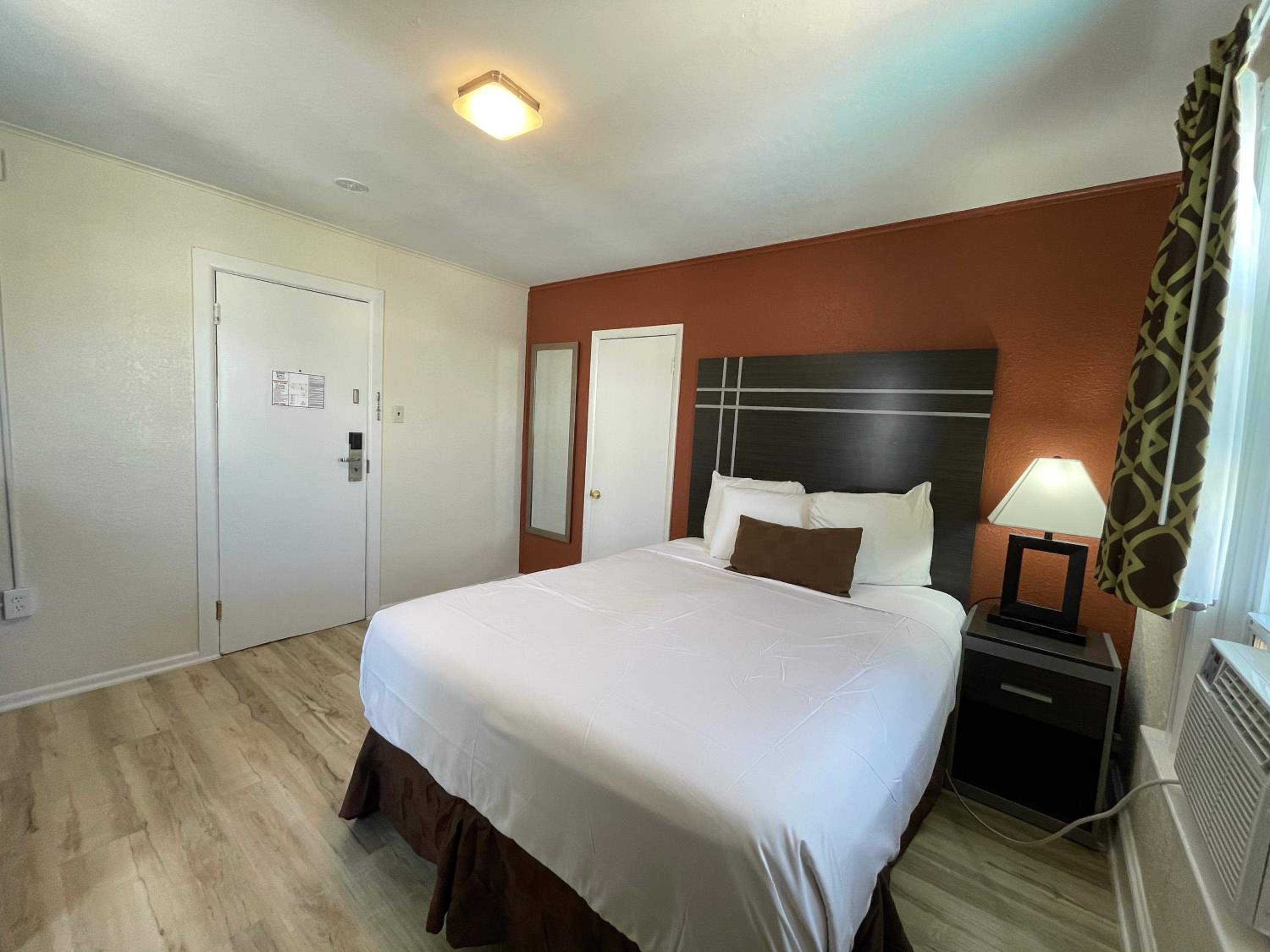 Wildwood Inn Hotel Beach & Boardwalk