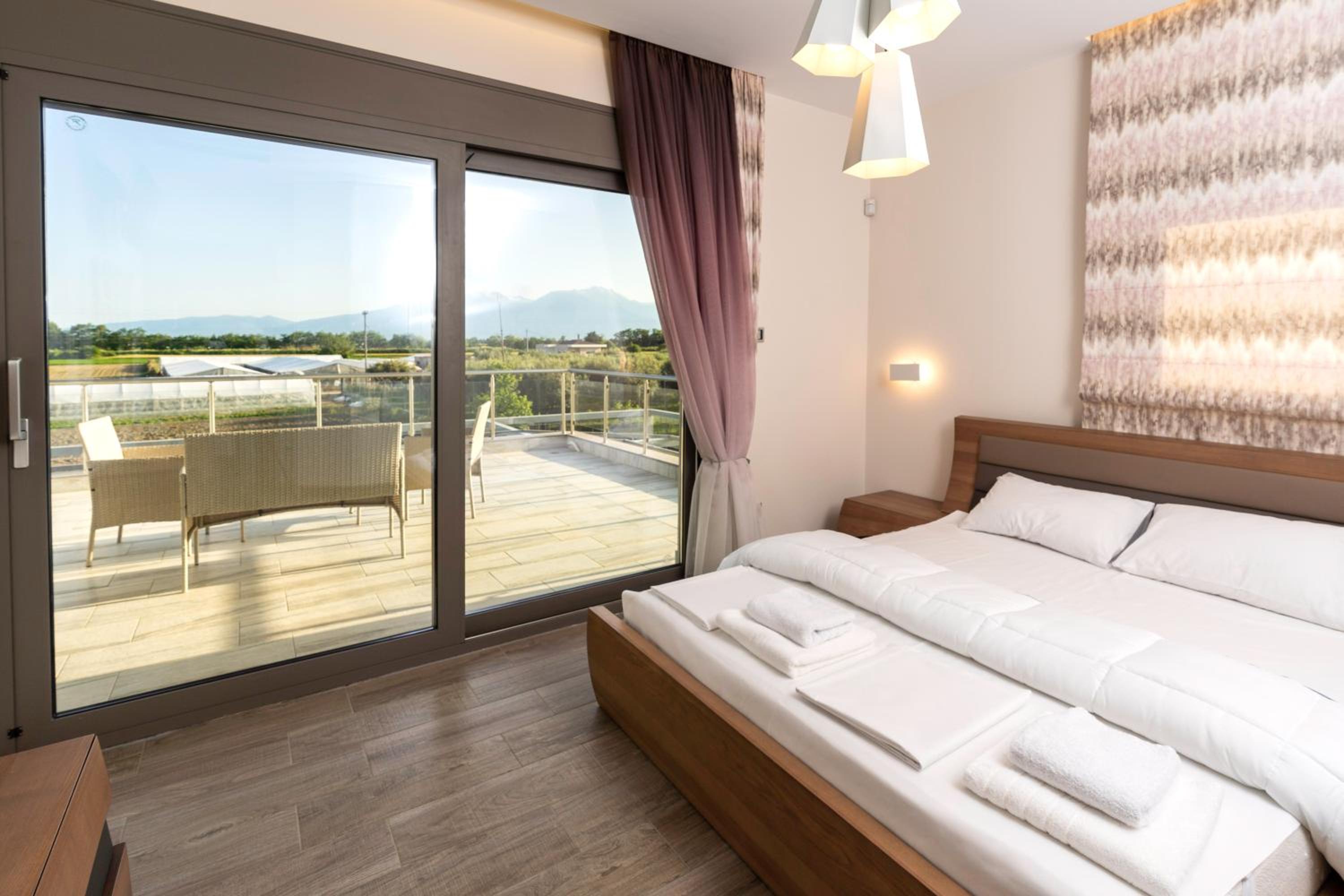 Villa Kyros view 3