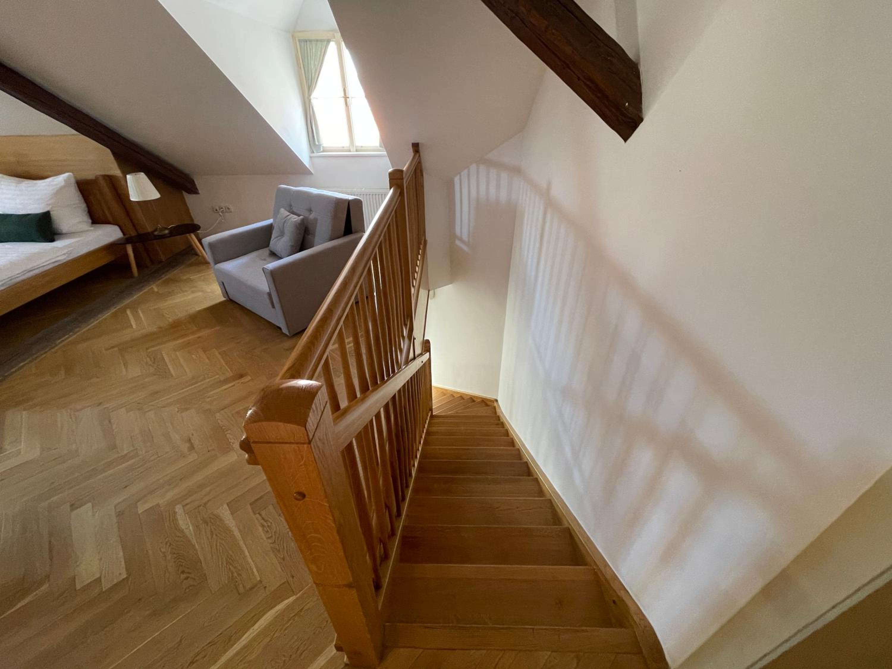 White Swan Boutique Apartments