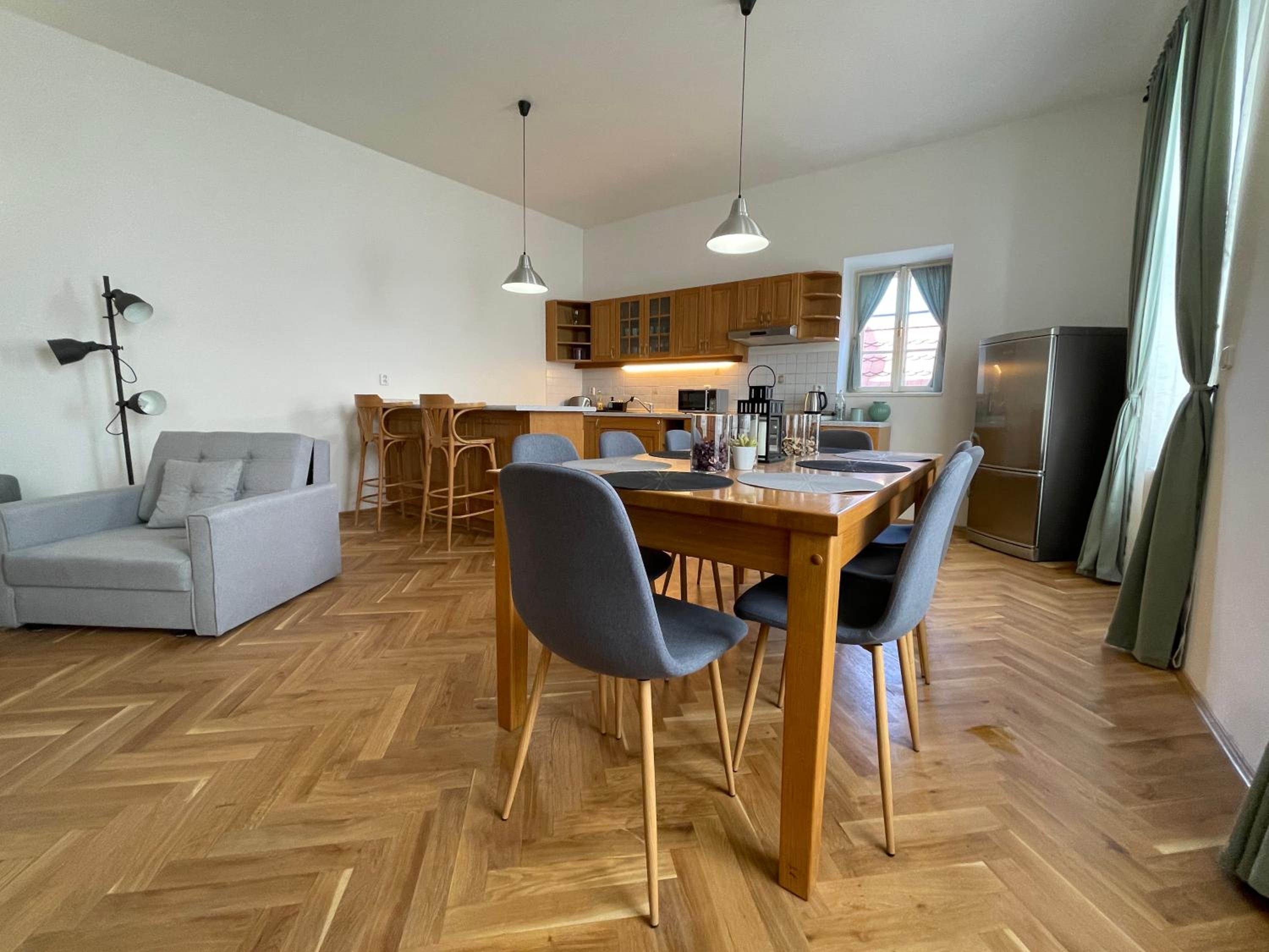 White Swan Boutique Apartments